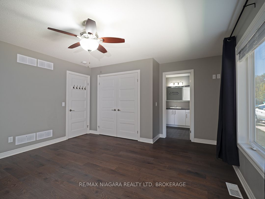 10 Eastman Gateway N/a Property Photo 17