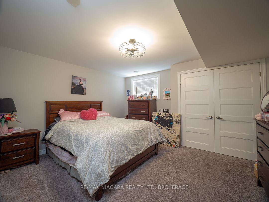 10 Eastman Gateway N/a Property Photo 25