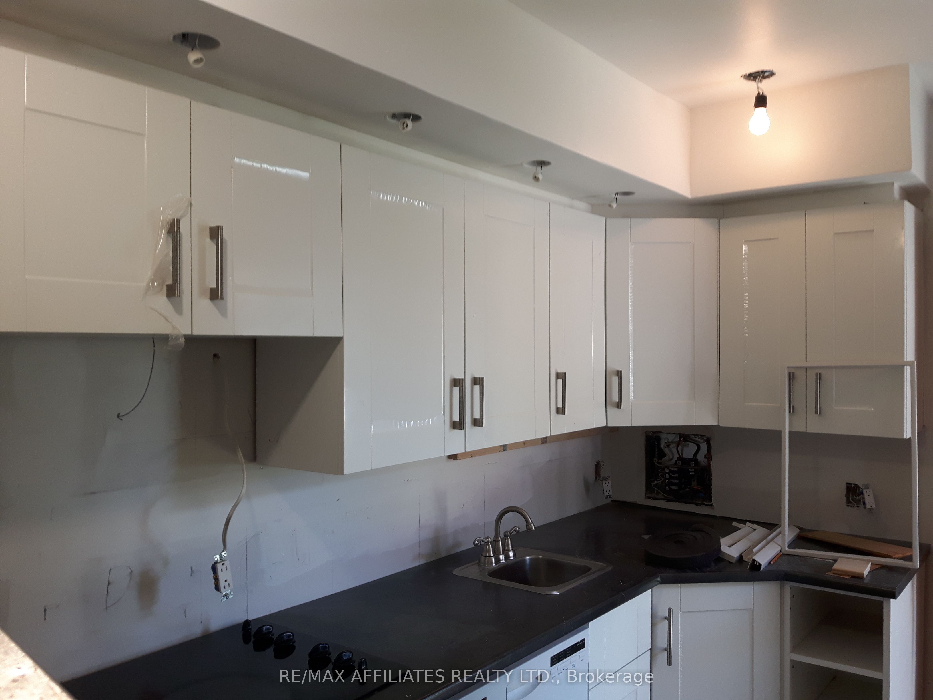 71 Mcgonigal Street W Property Photo 13