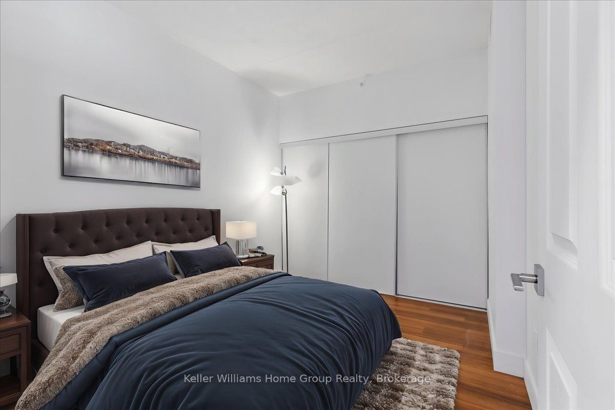 1 Wellington Street 415 Property Photo 7