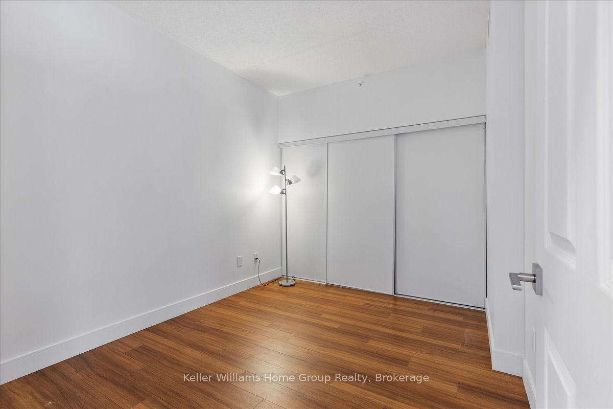 1 Wellington Street 415 Property Photo 8