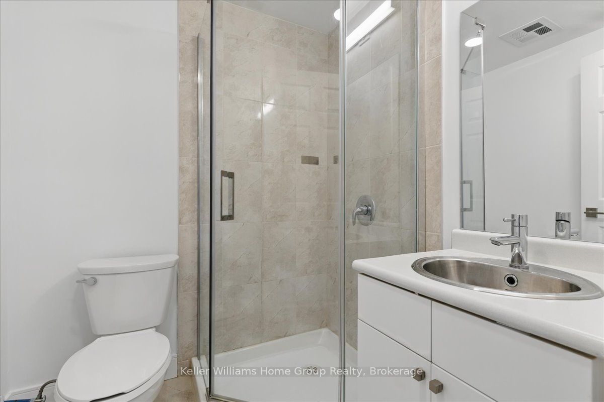 1 Wellington Street 415 Property Photo 20