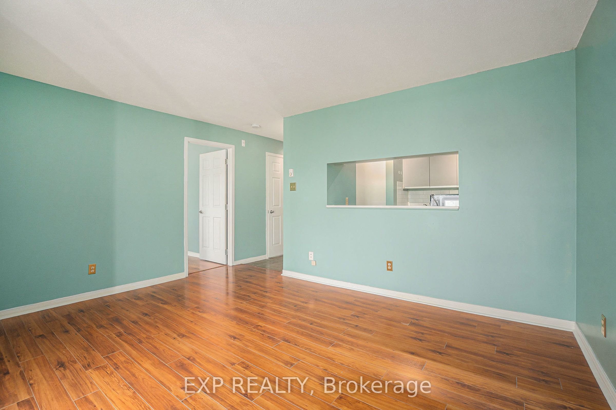 280 Brittany Drive 210 Property Photo 4