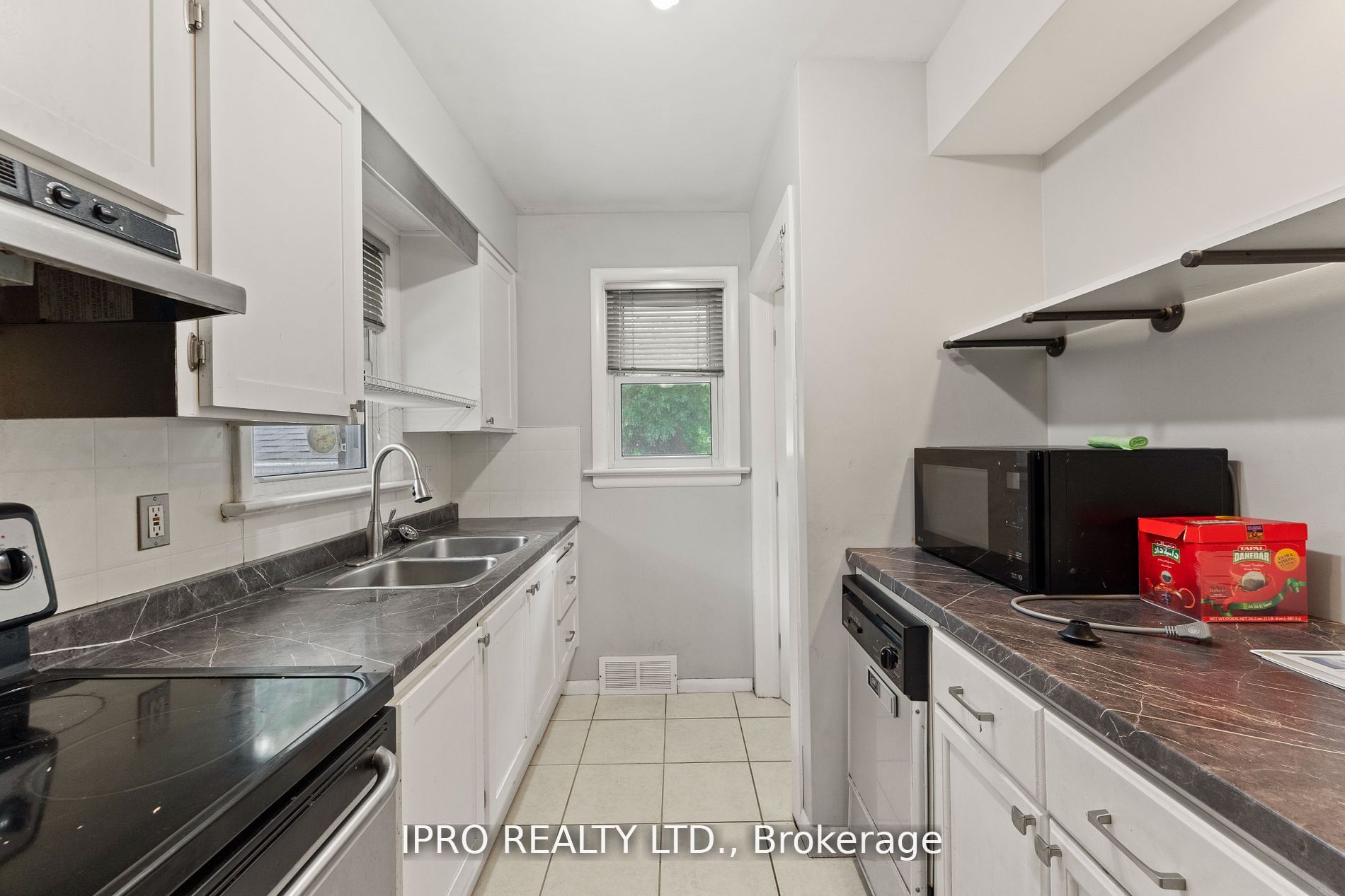 2504 Askin Avenue Property Photo 16