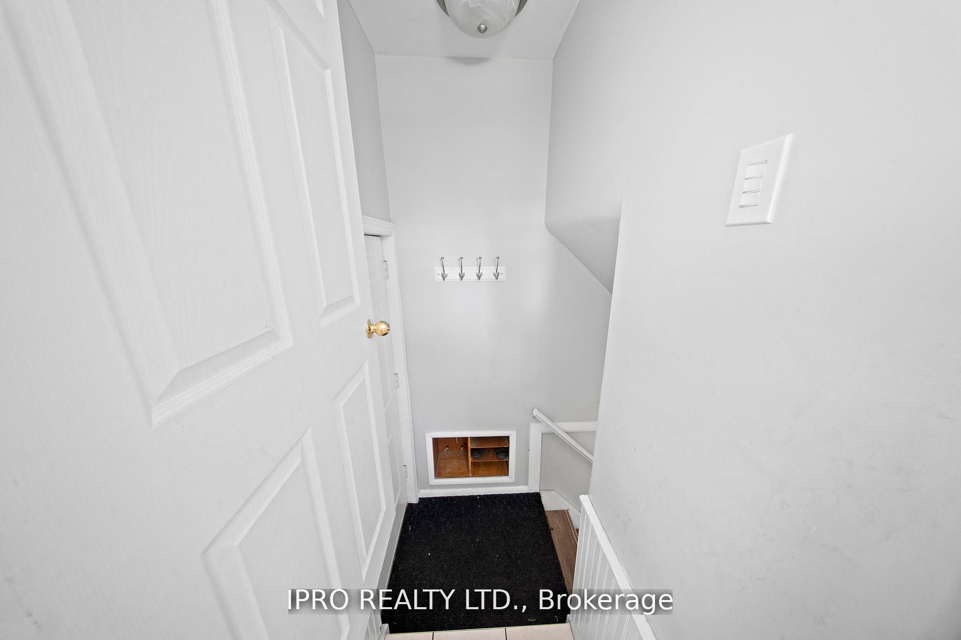 2504 Askin Avenue Property Photo 25