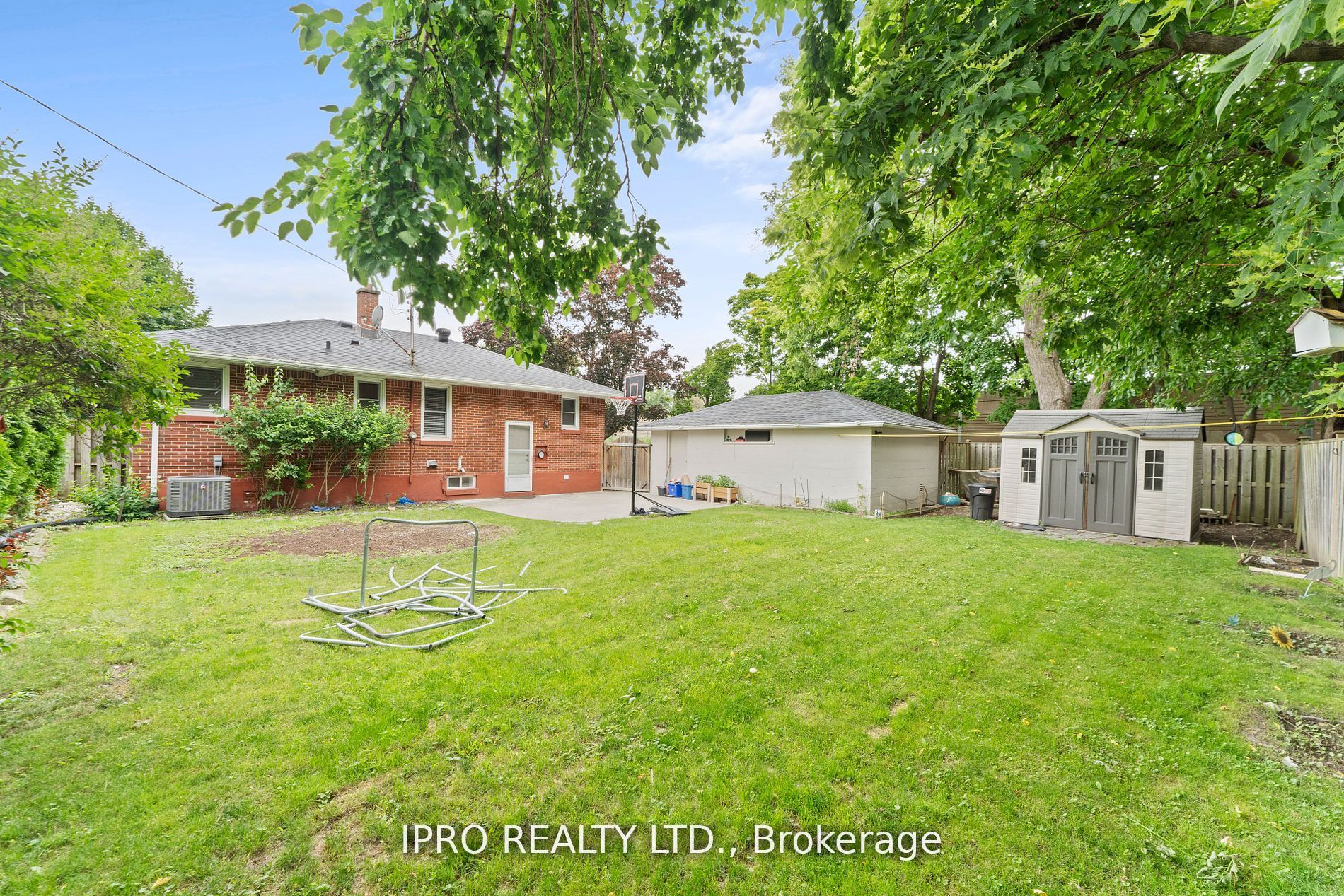 2504 Askin Avenue Property Photo 39