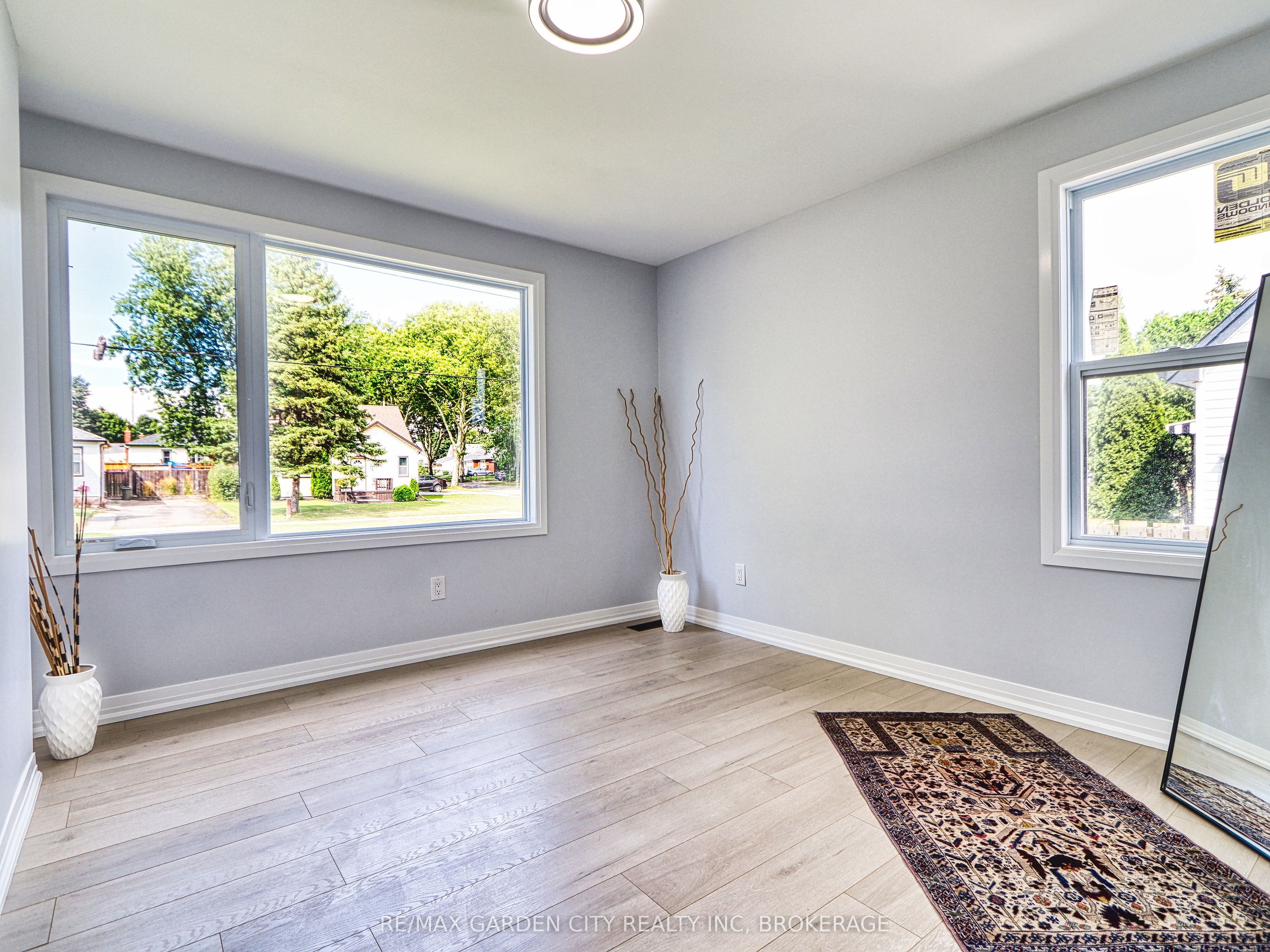 6994 Margaret Street Main Property Photo 19