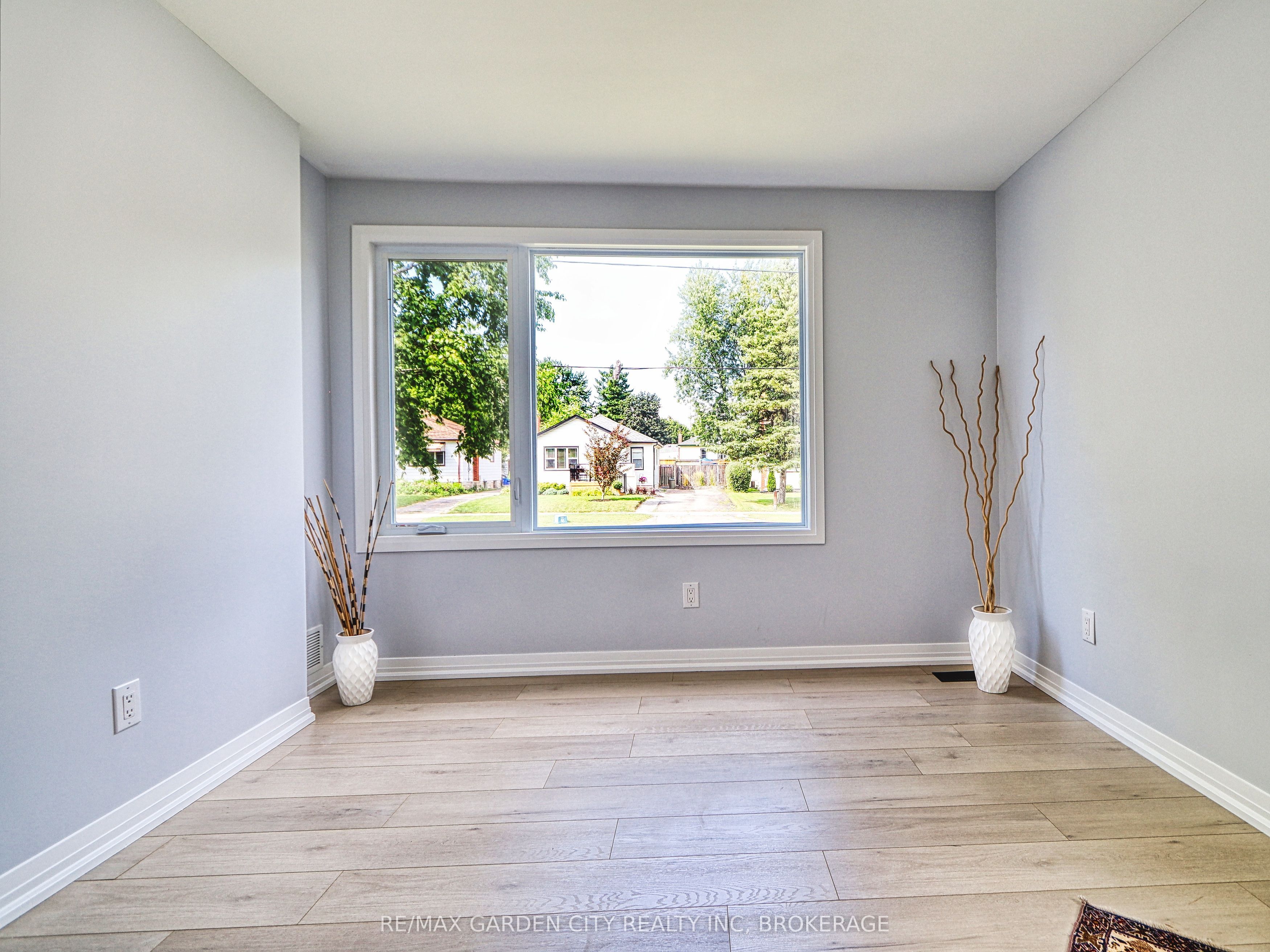 6994 Margaret Street Main Property Photo 20