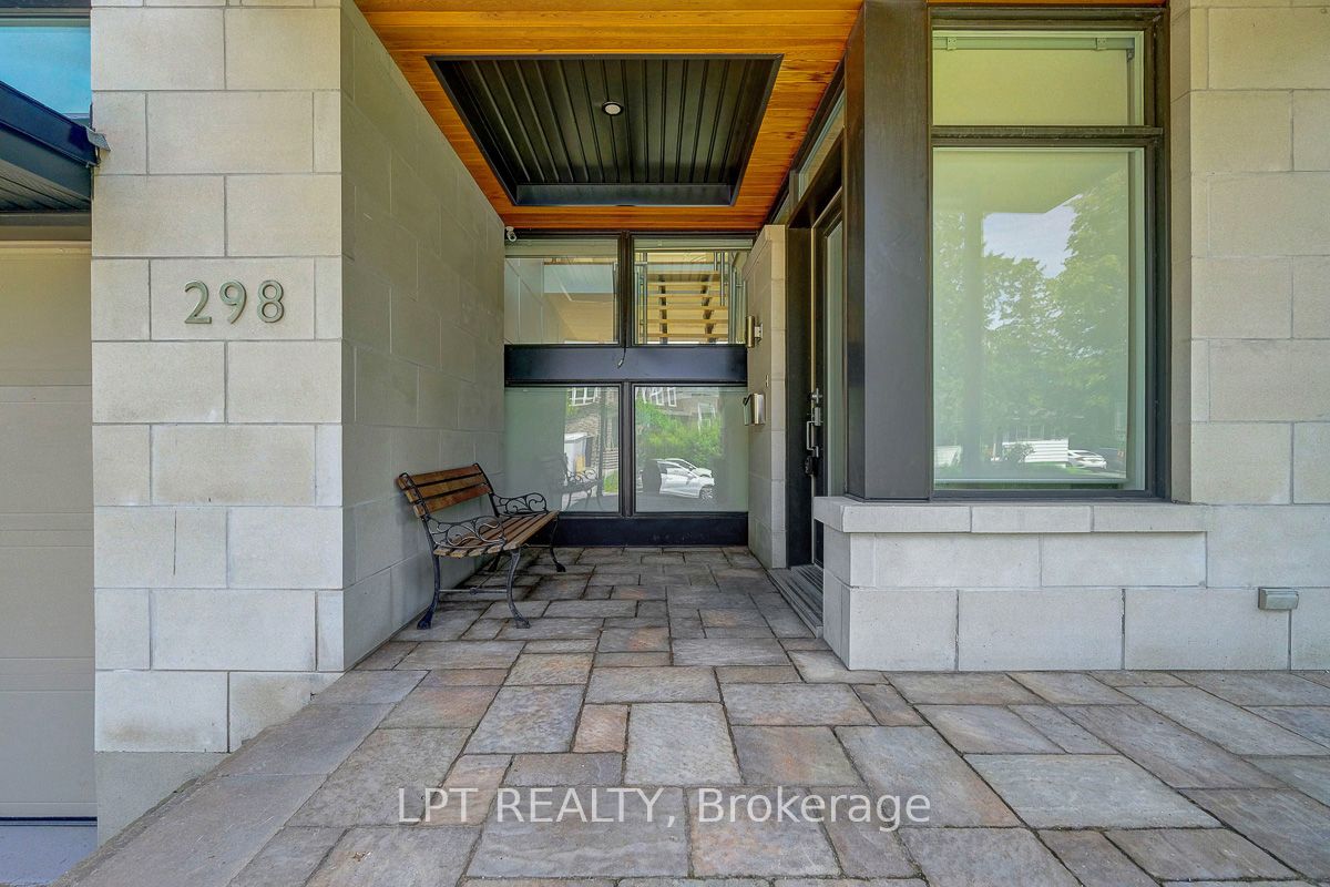 298 Crestview Road Property Photo 3