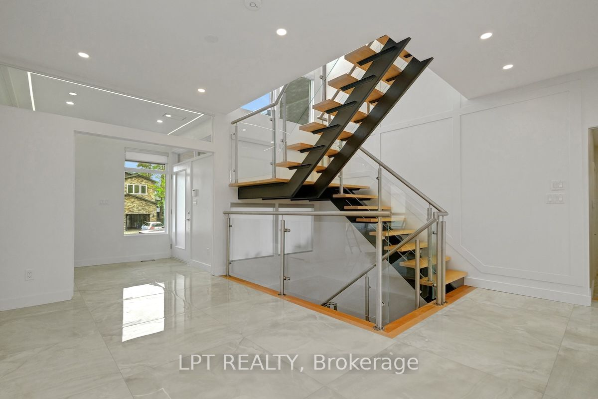 298 Crestview Road Property Photo 7