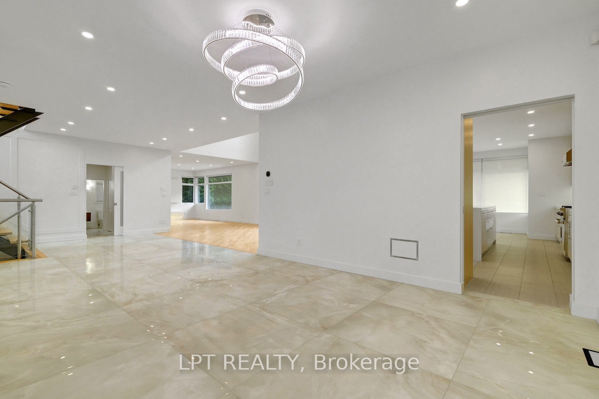298 Crestview Road Property Photo 11