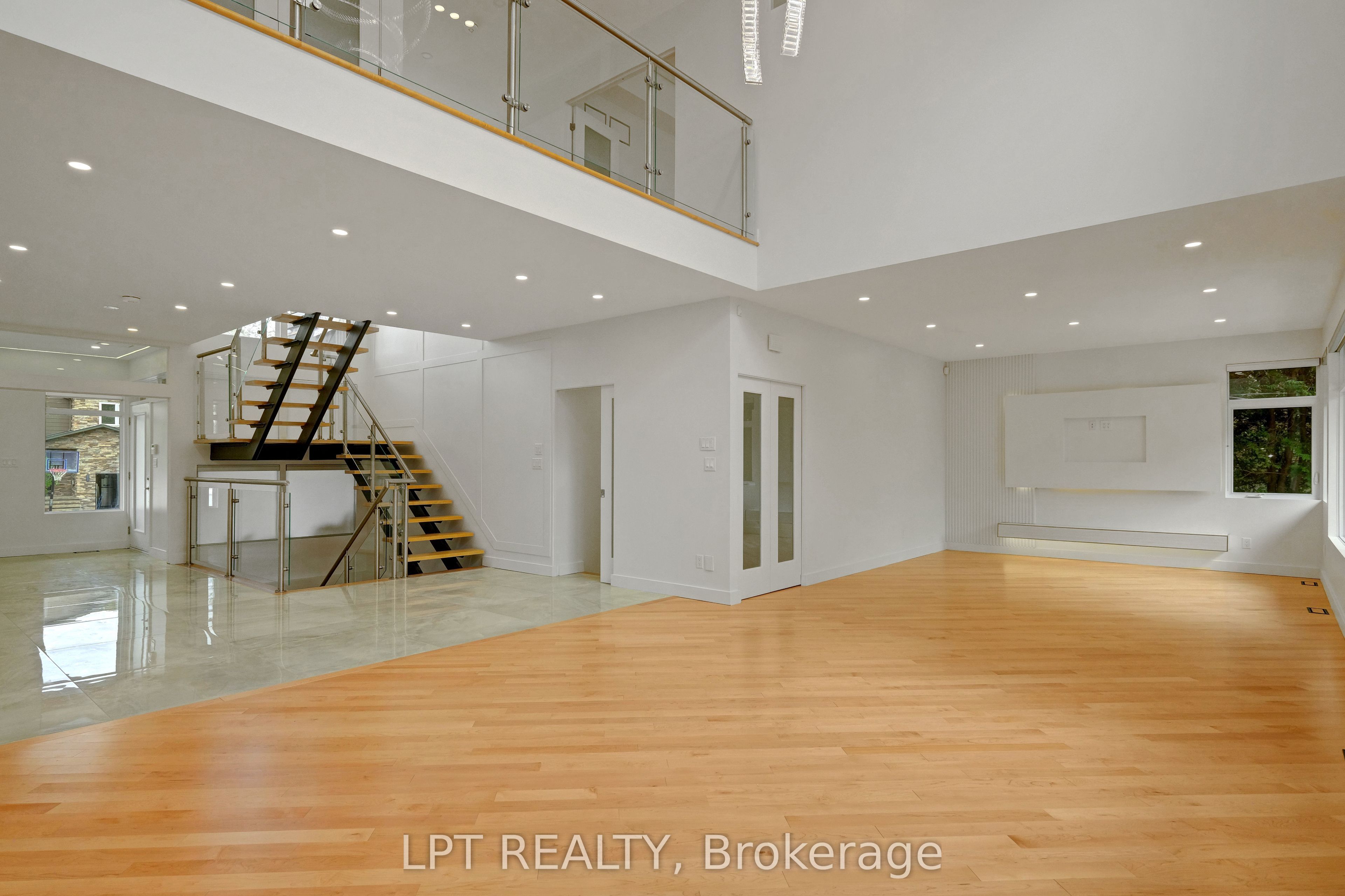 298 Crestview Road Property Photo 14