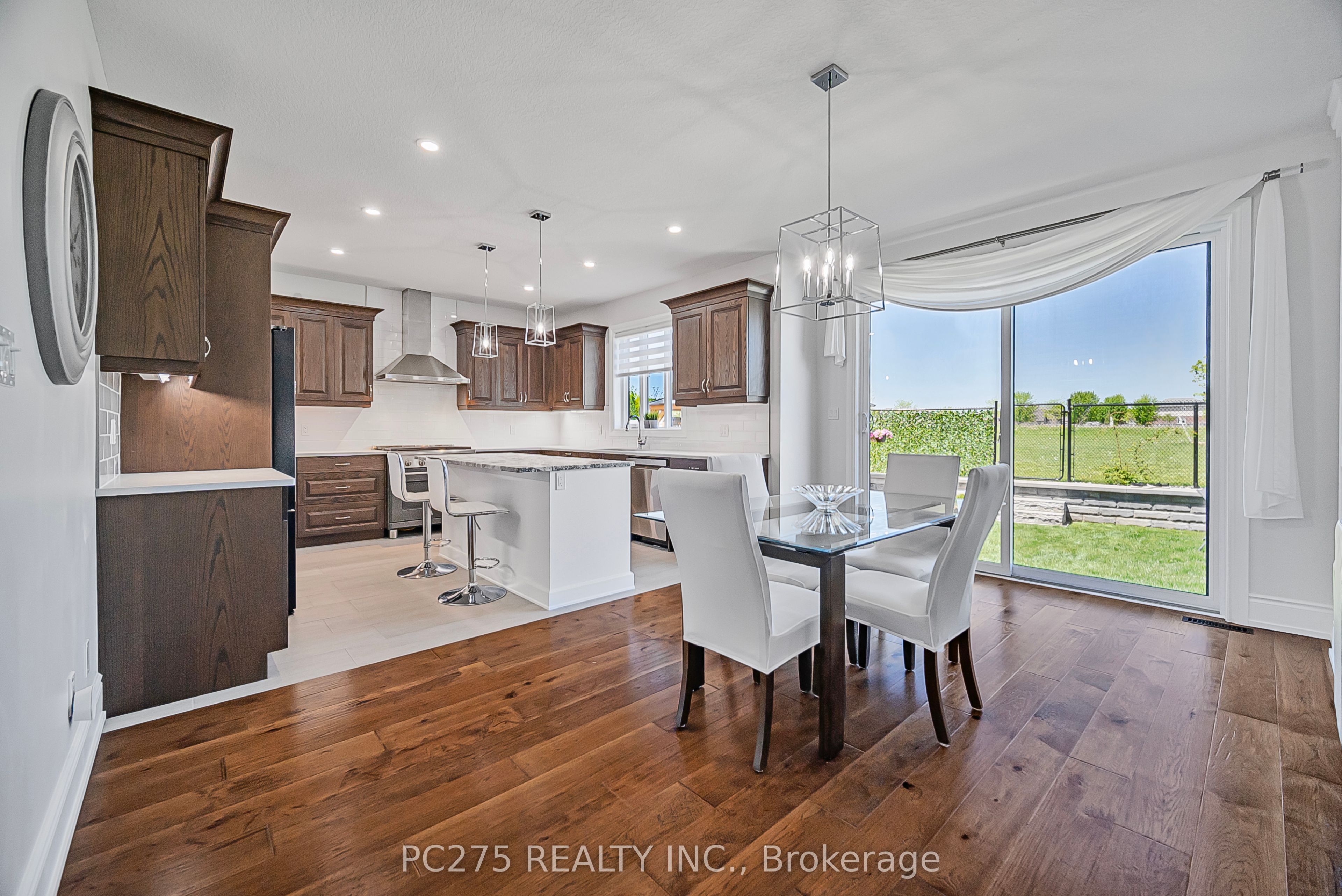 908 Holtby Court Property Photo 15