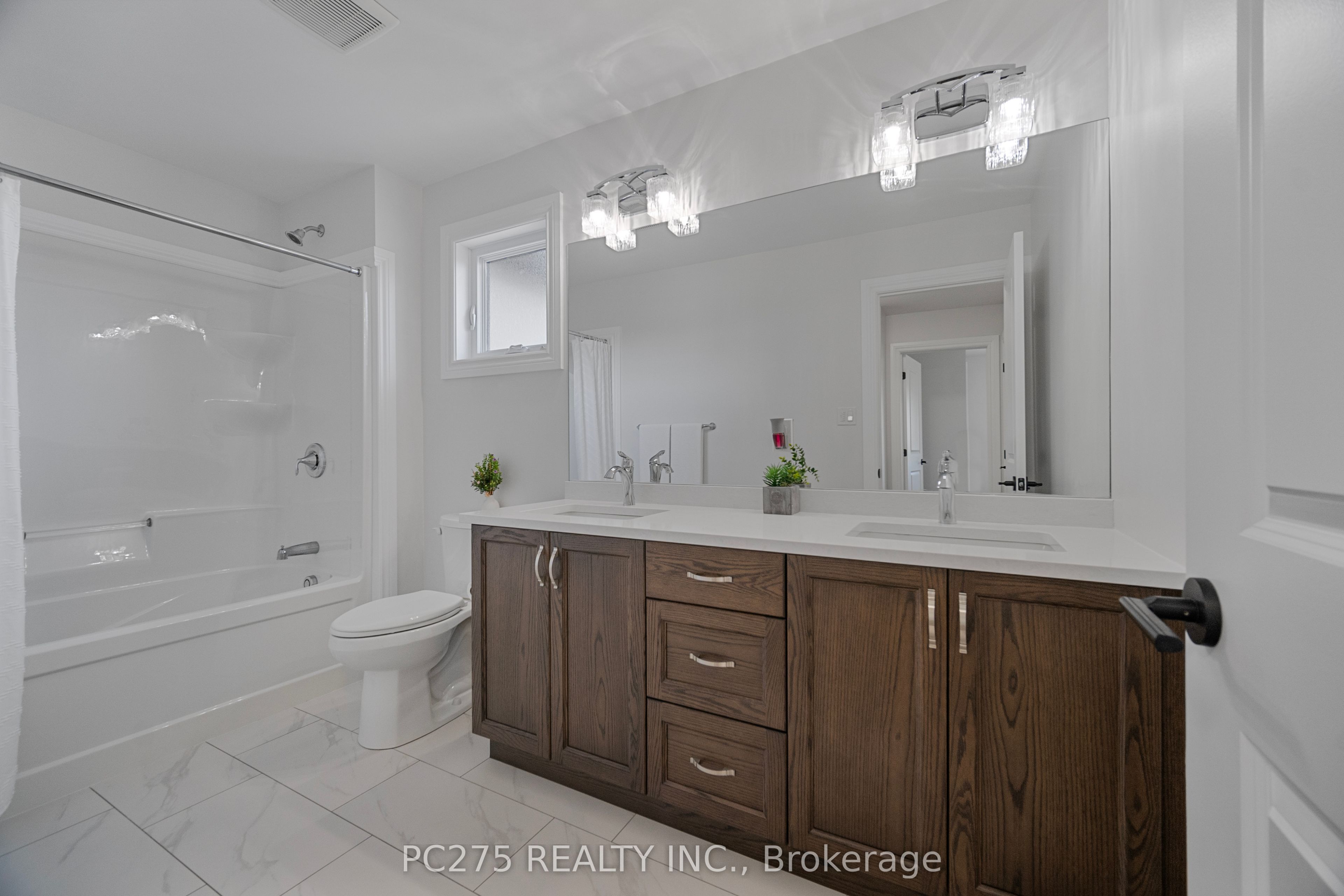 908 Holtby Court Property Photo 36