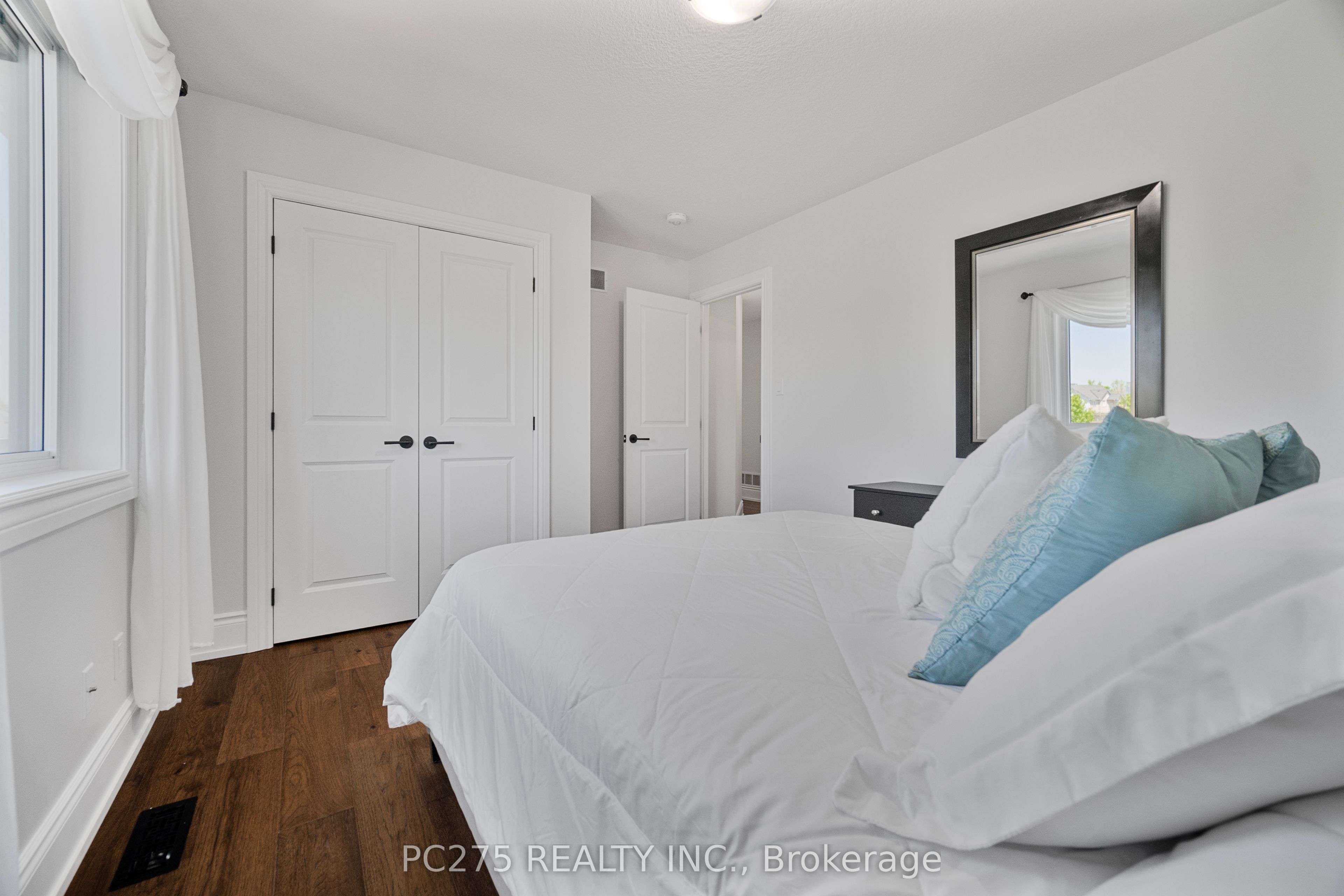 908 Holtby Court Property Photo 40