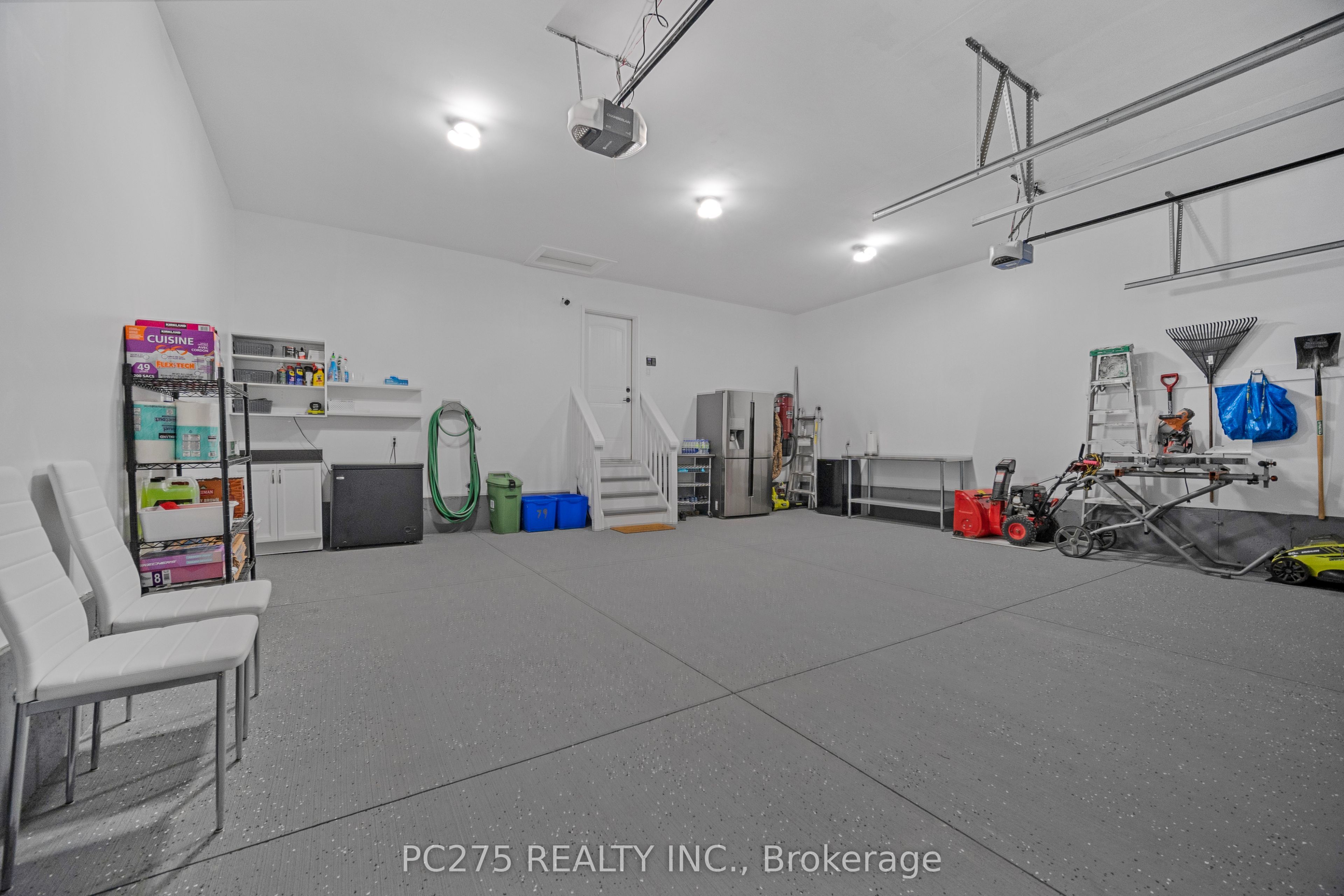 908 Holtby Court Property Photo 42