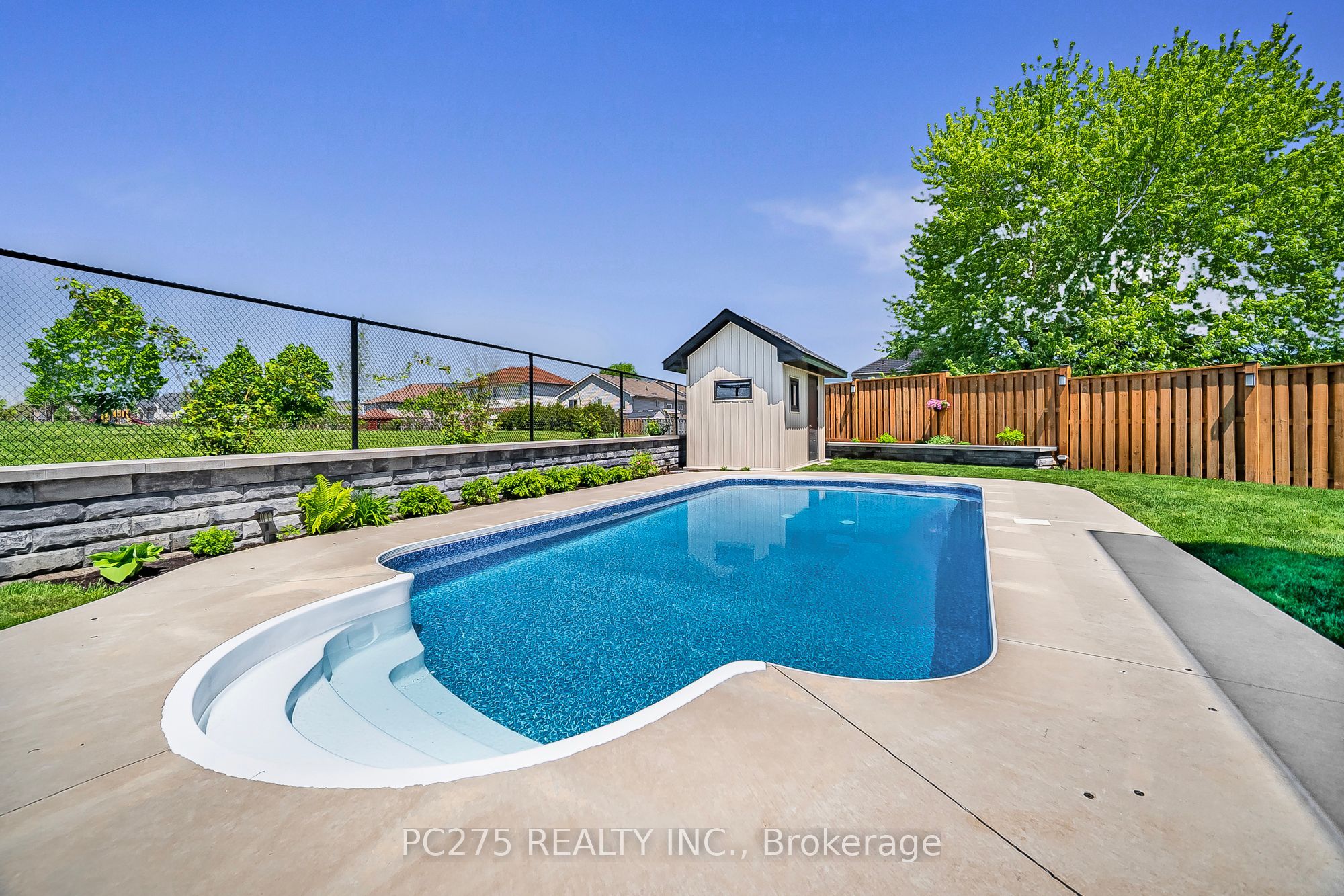 908 Holtby Court Property Photo 45