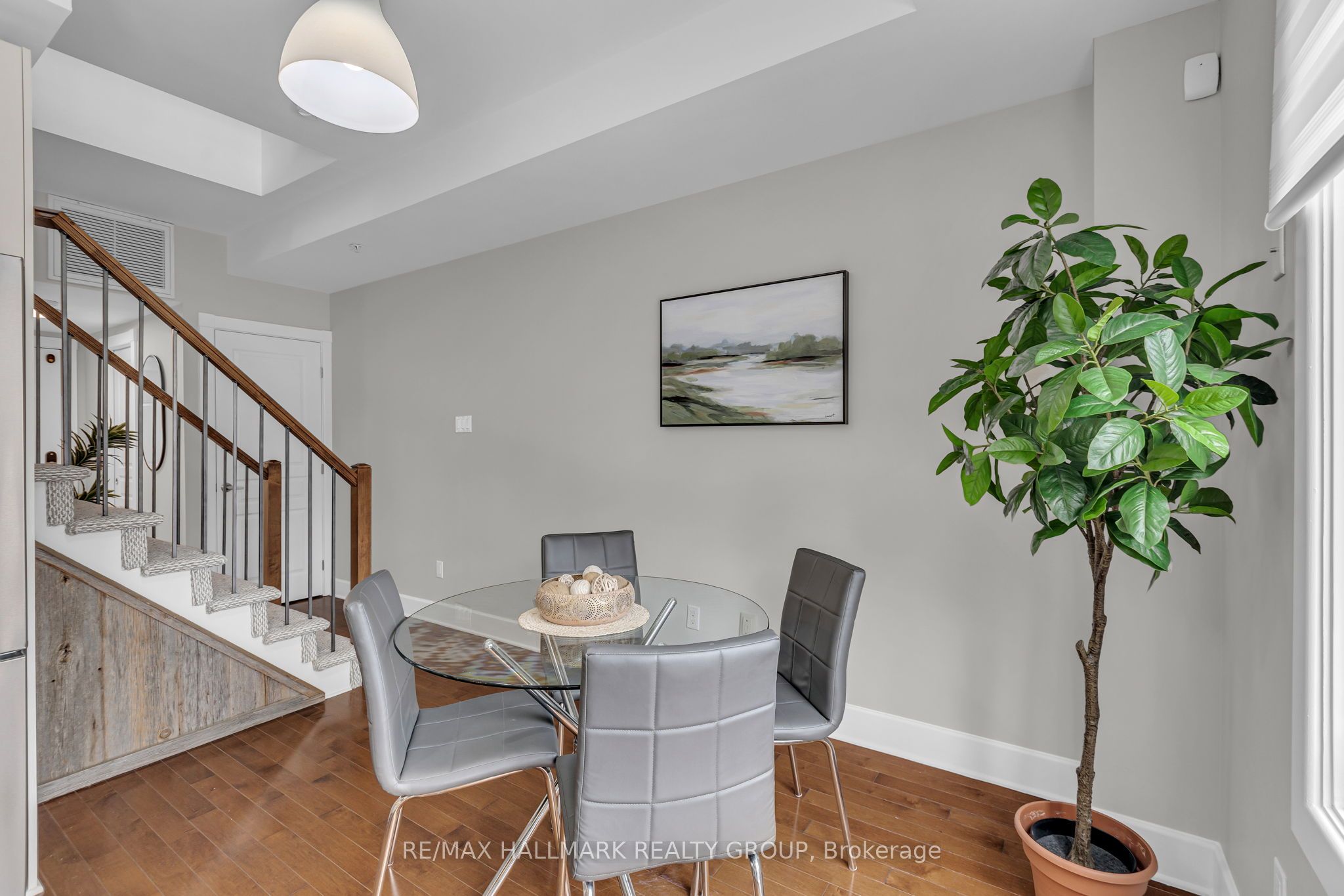 124 Guigues Avenue D124 Property Photo 15