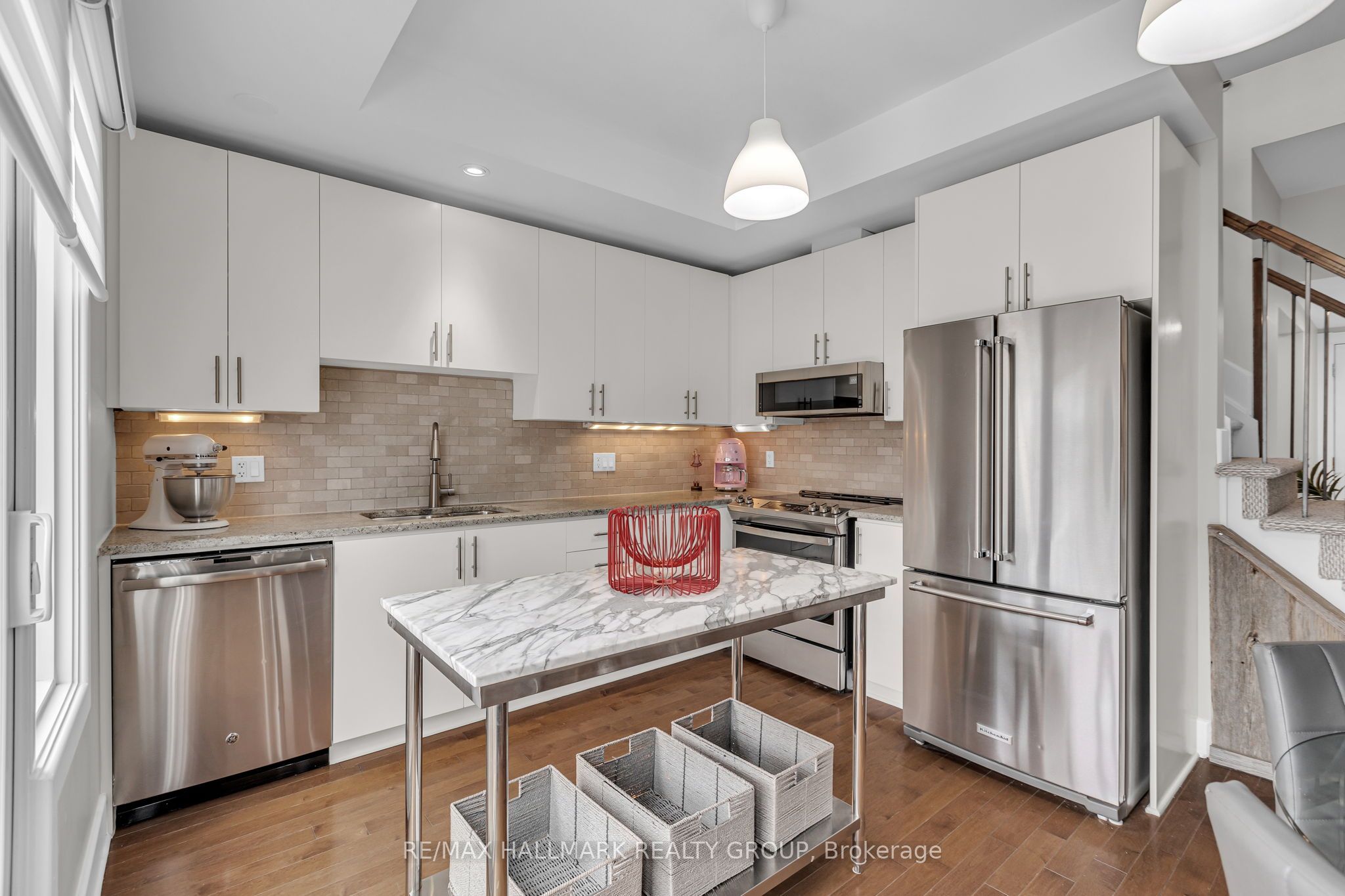 124 Guigues Avenue D124 Property Photo 17