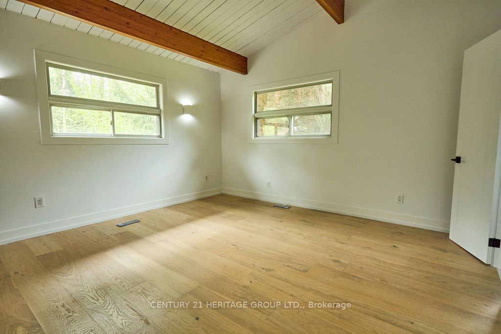5732 10 Line Property Photo 23