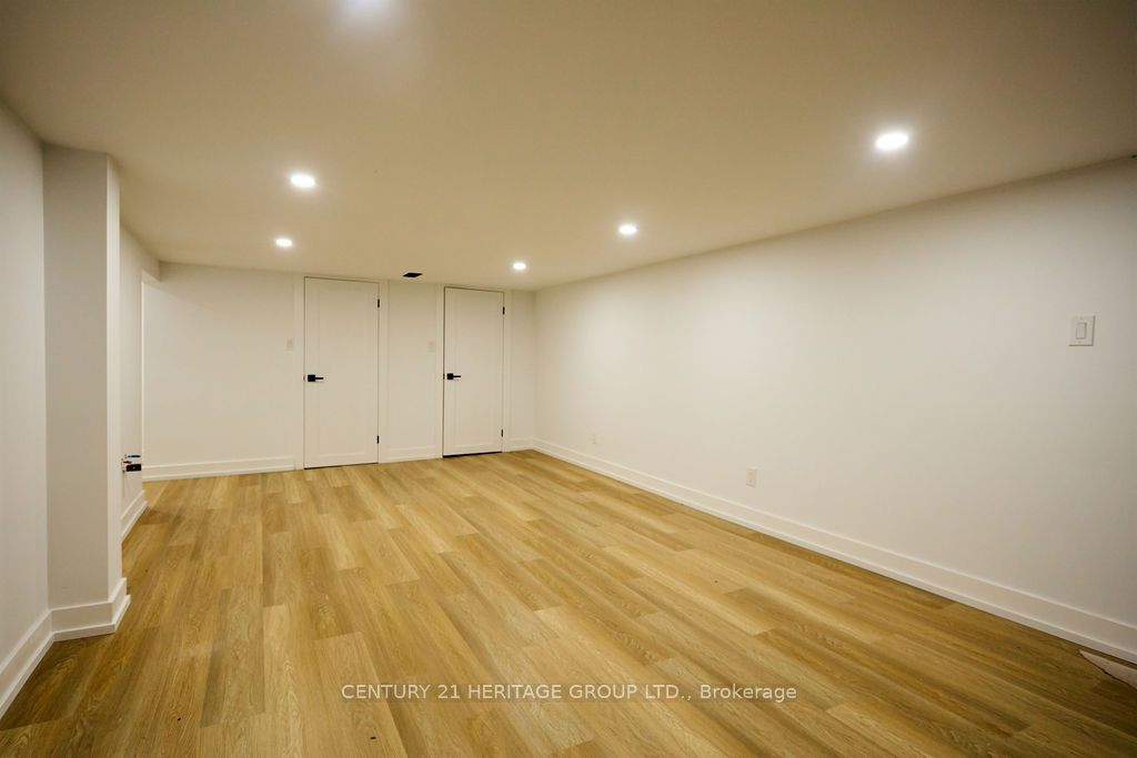 5732 10 Line Property Photo 28