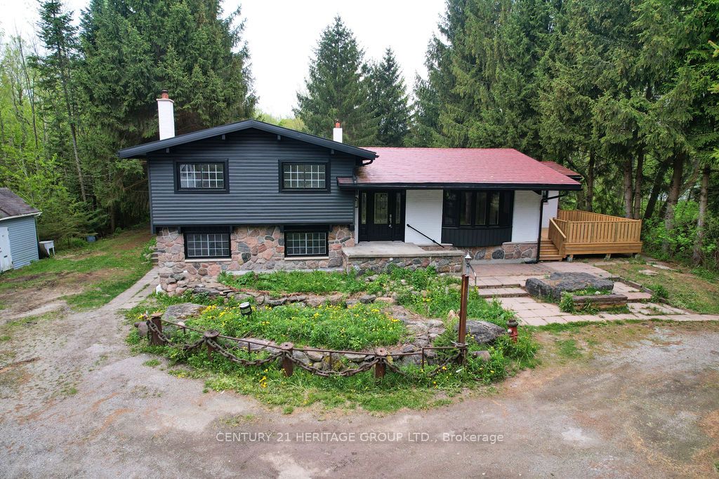 5732 10 Line Property Photo 32