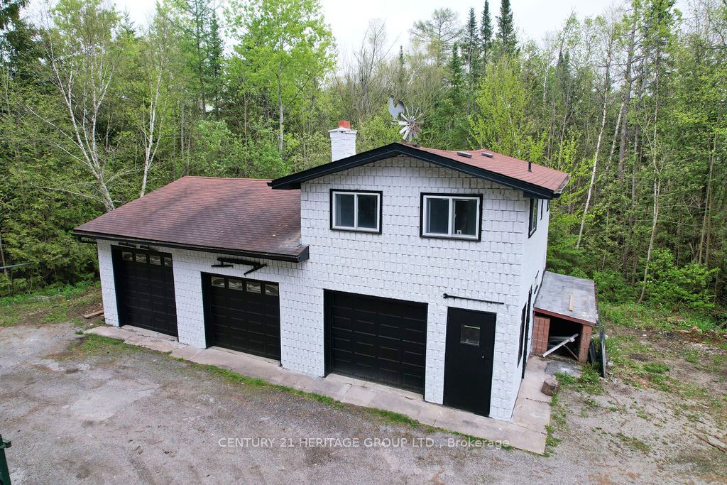 5732 10 Line Property Photo 34