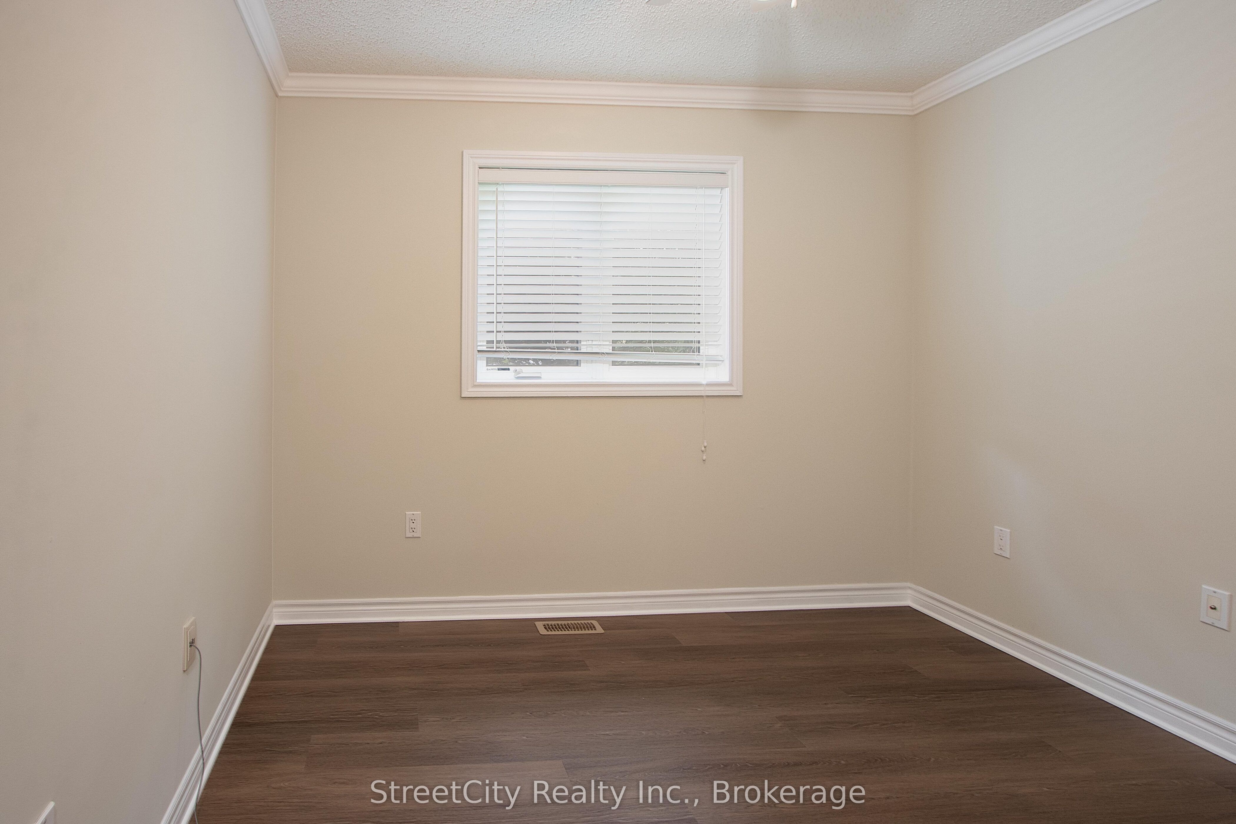 #21 - 30 Ann Street Property Photo 19