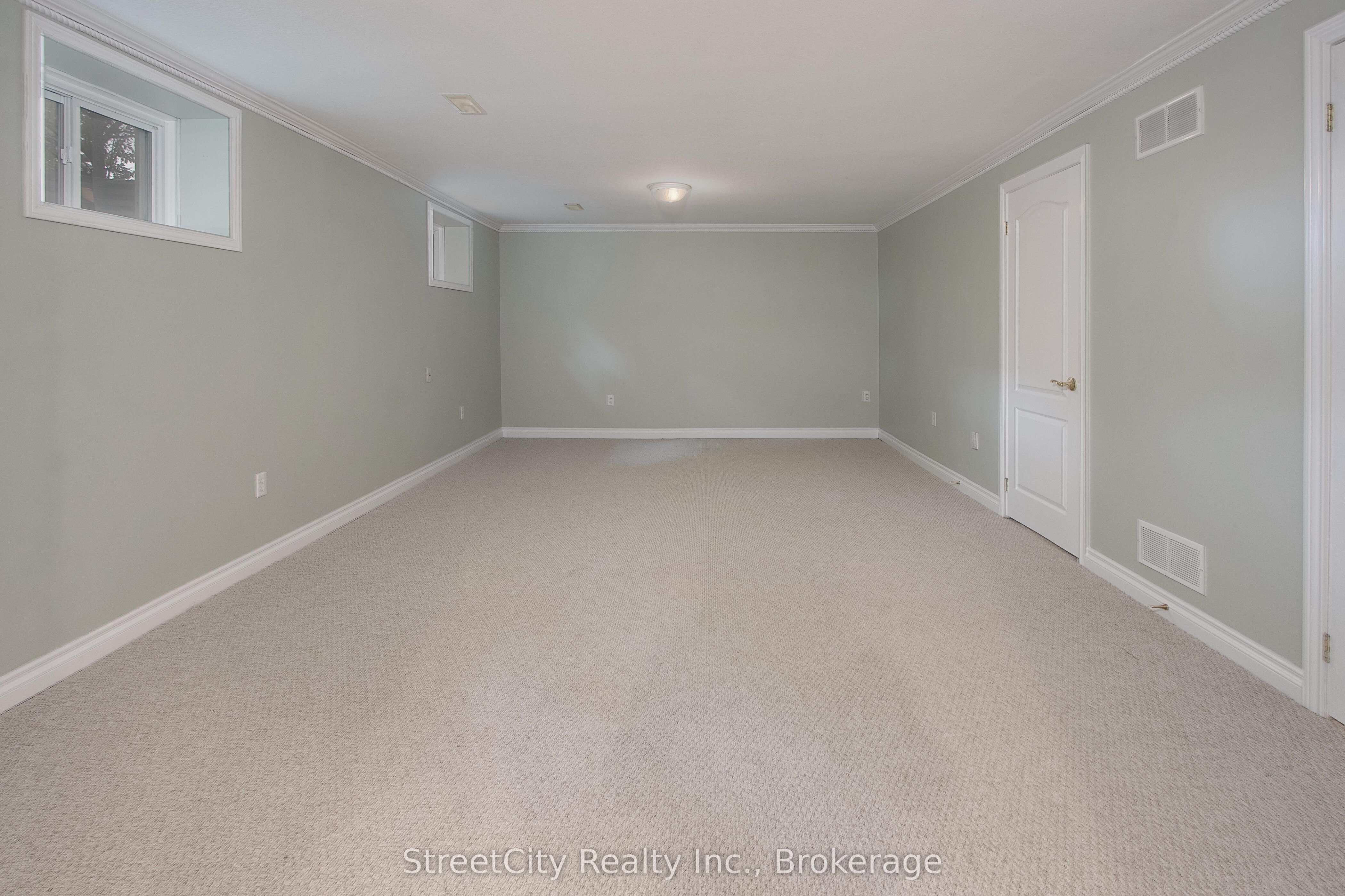 #21 - 30 Ann Street Property Photo 24