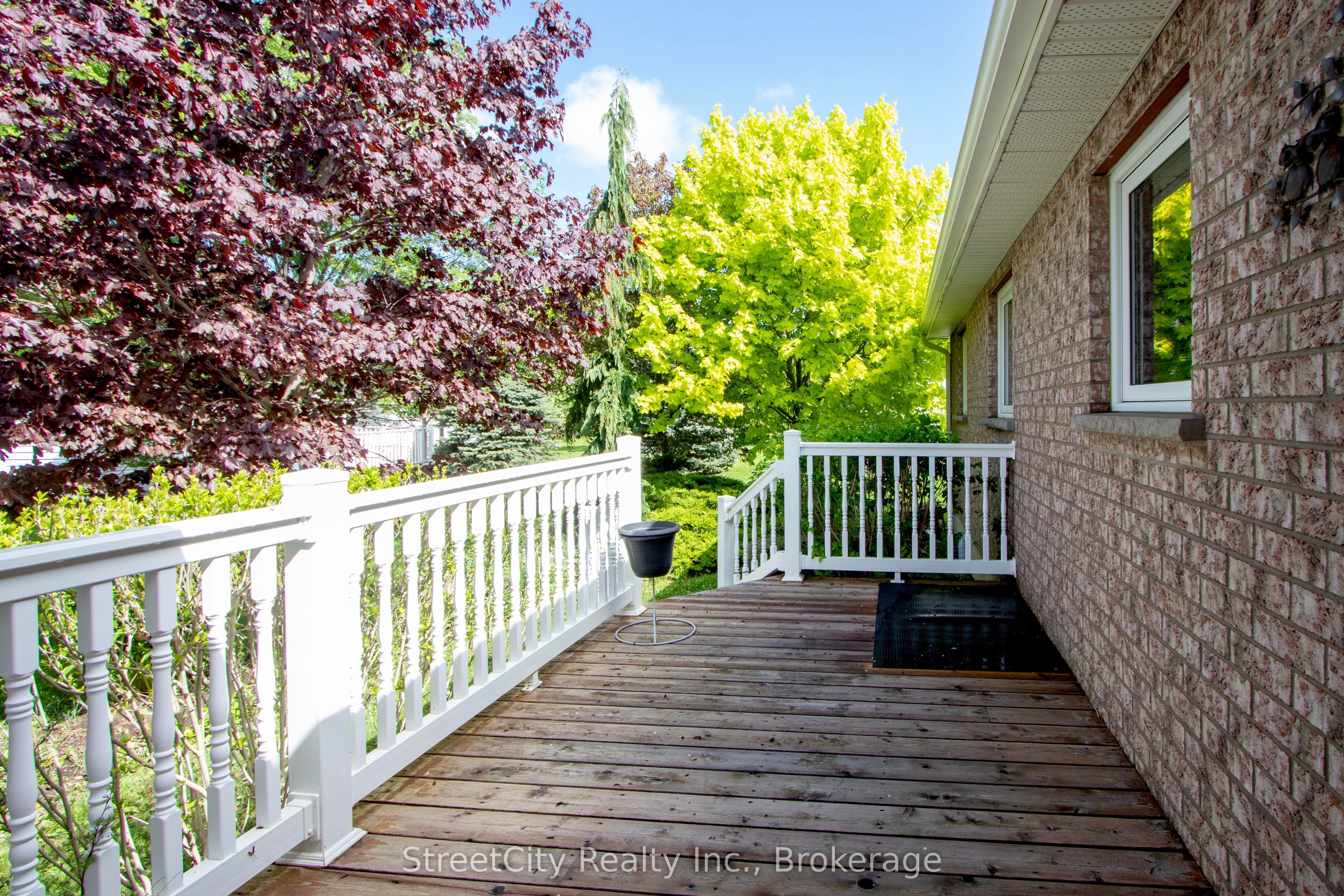 #21 - 30 Ann Street Property Photo 29