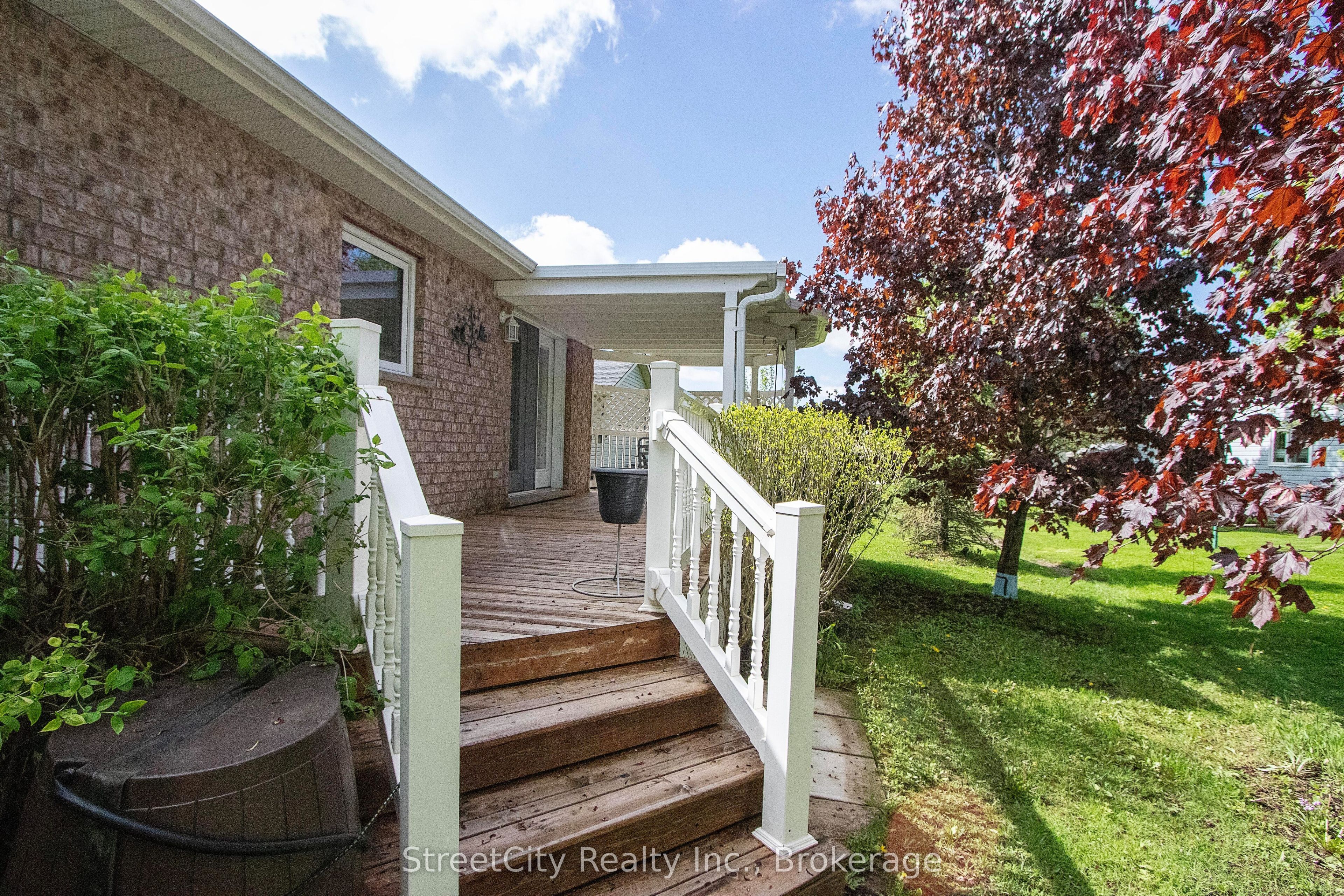 #21 - 30 Ann Street Property Photo 33