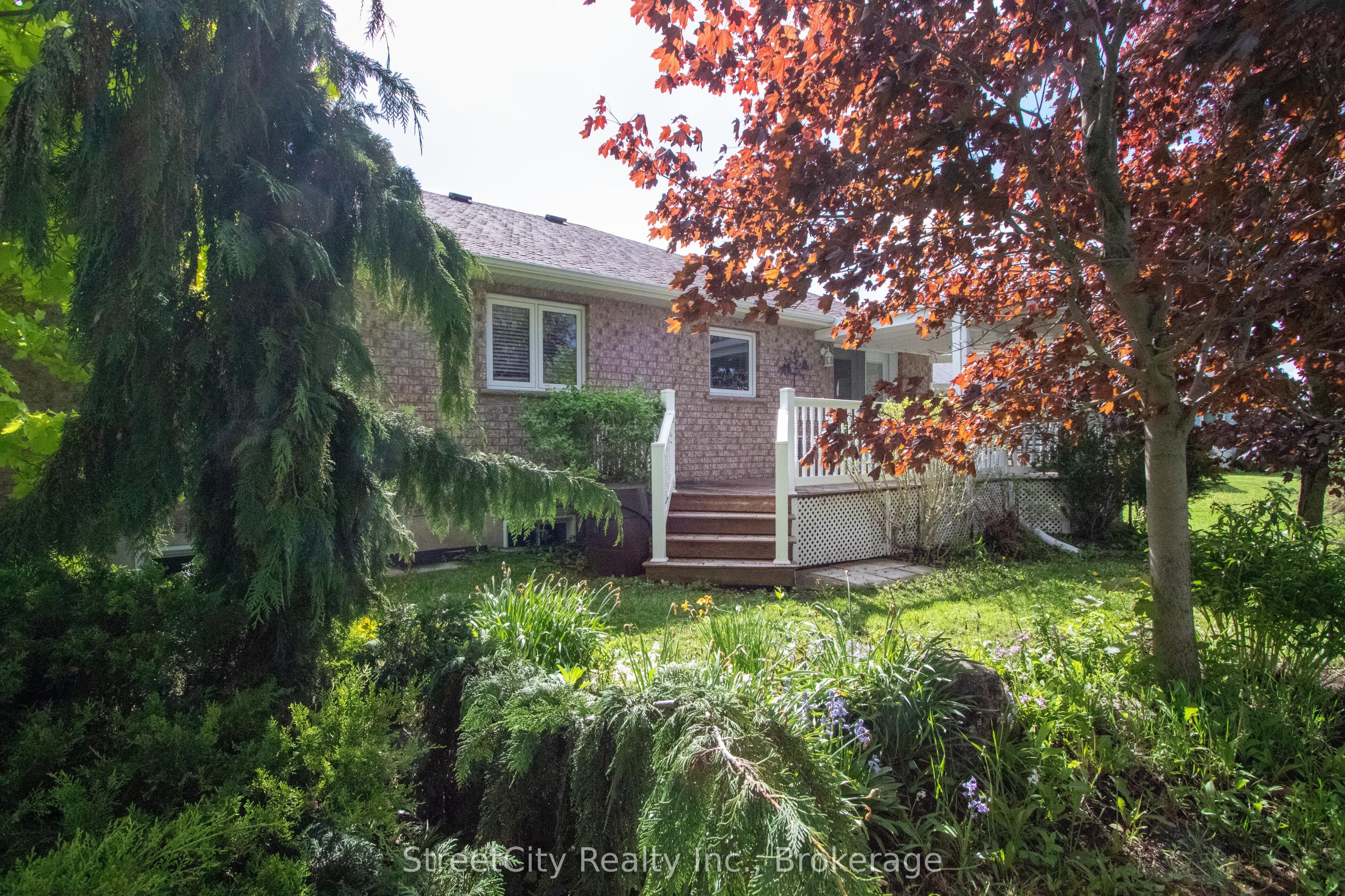 #21 - 30 Ann Street Property Photo 34