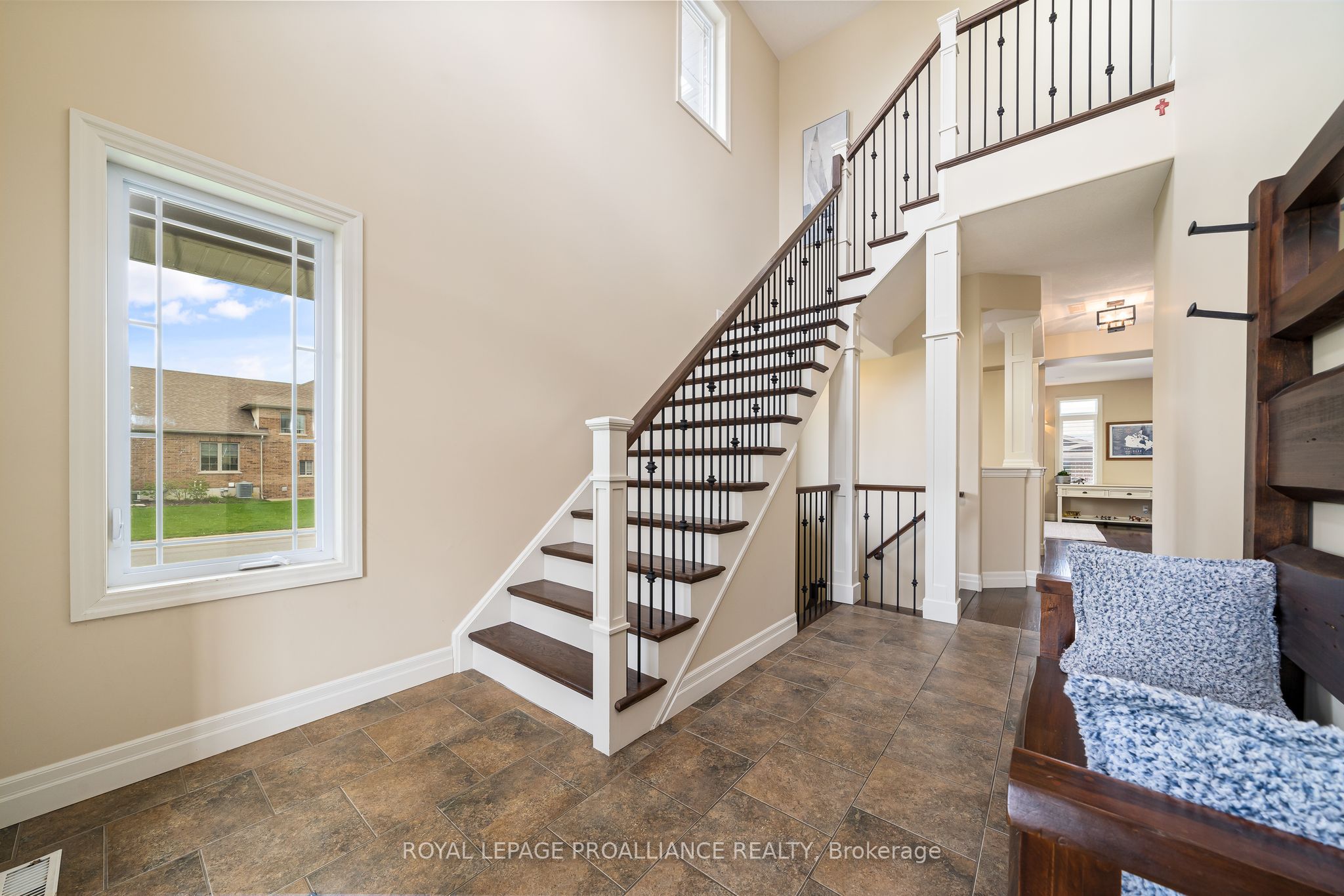 19 Scenic Drive Property Photo 4