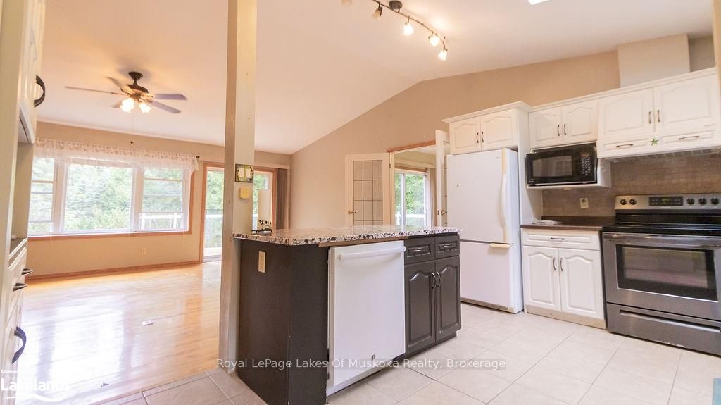 4244 Muskoka Road 117 N/a Property Photo 3
