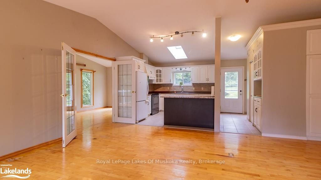 4244 Muskoka Road 117 N/a Property Photo 8