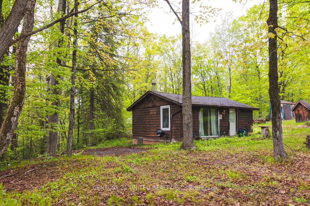 4 Pine Grove Road Property Photo 1