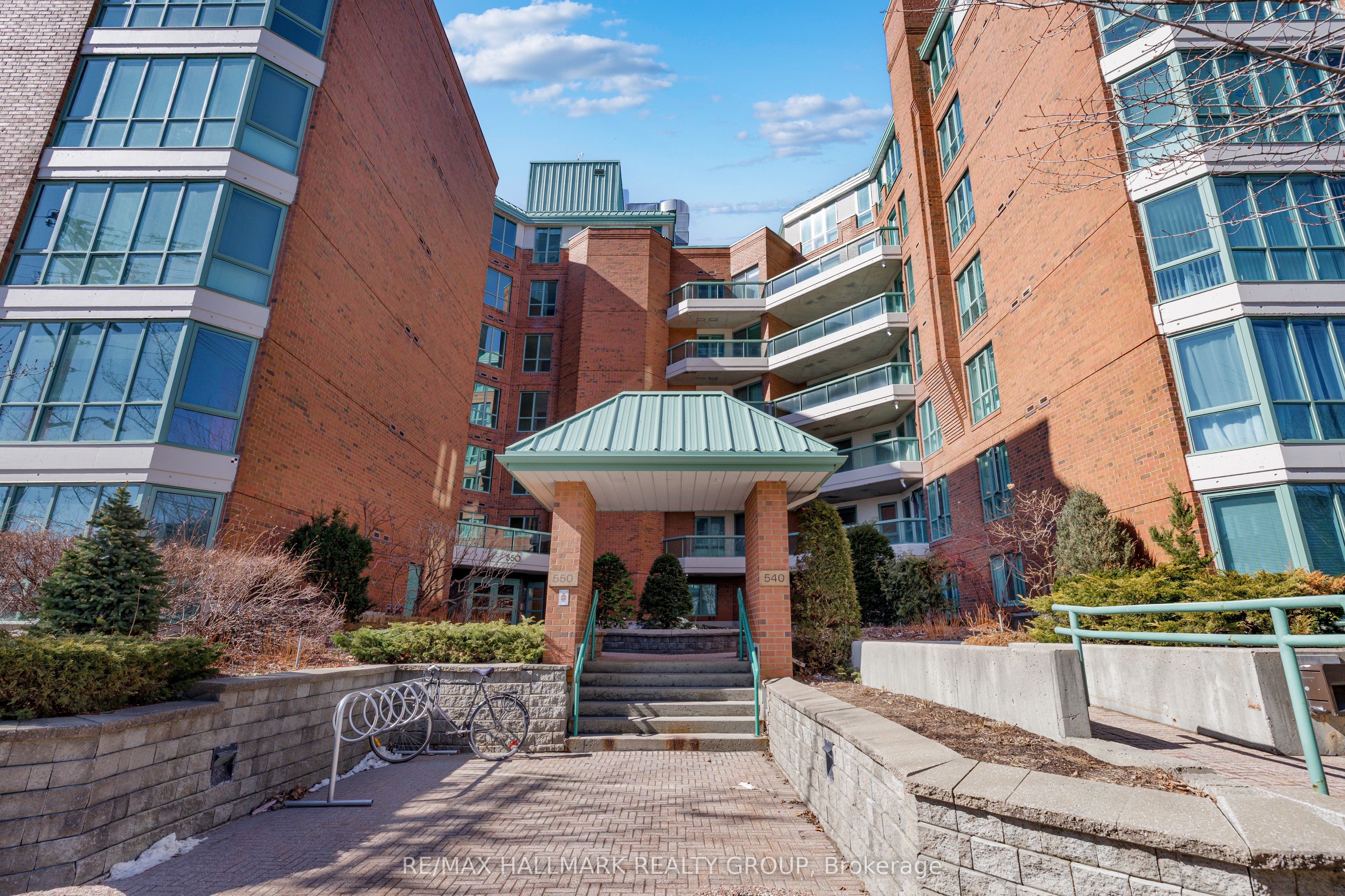 #307 - 550 Cambridge Street Property Photo 1