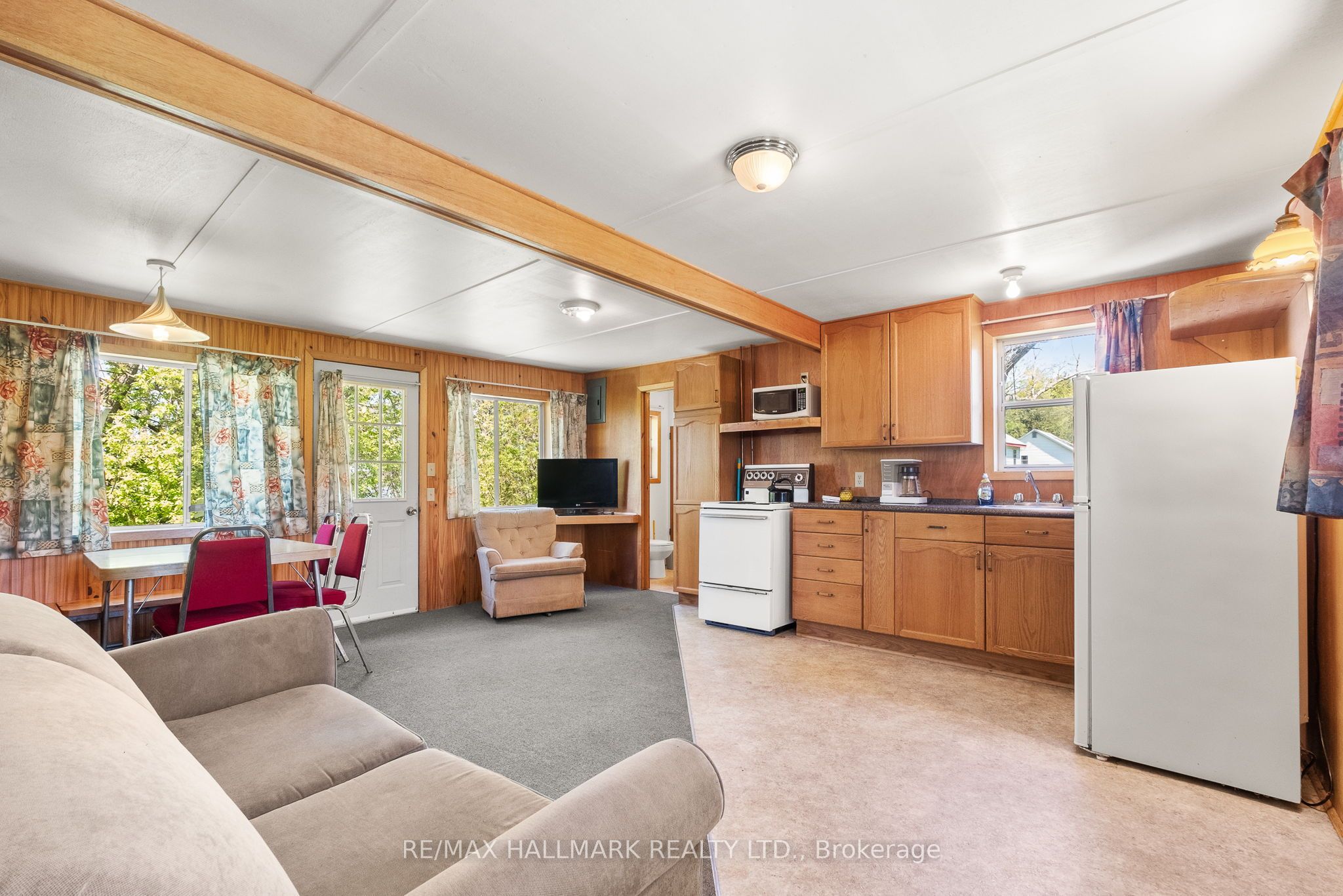 #112 - 449 Island View Road Property Photo 6