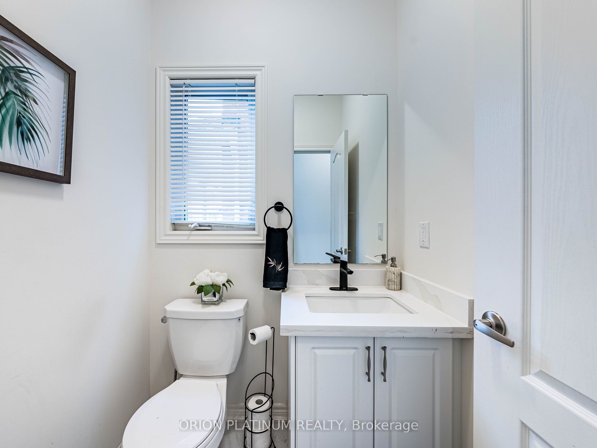 22 Holcomb Terrace Property Photo 25