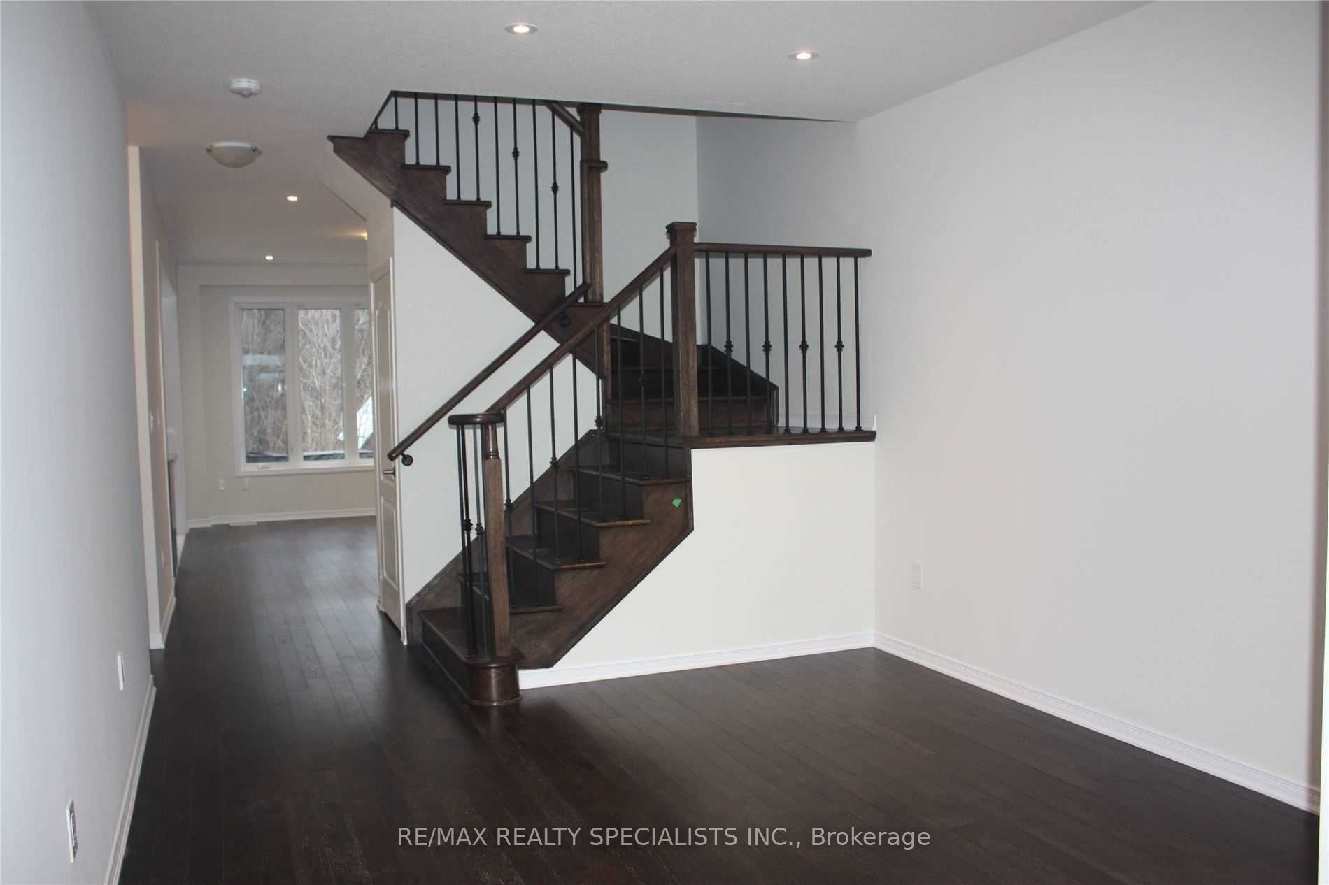 243 Bedrock Drive Property Photo 5