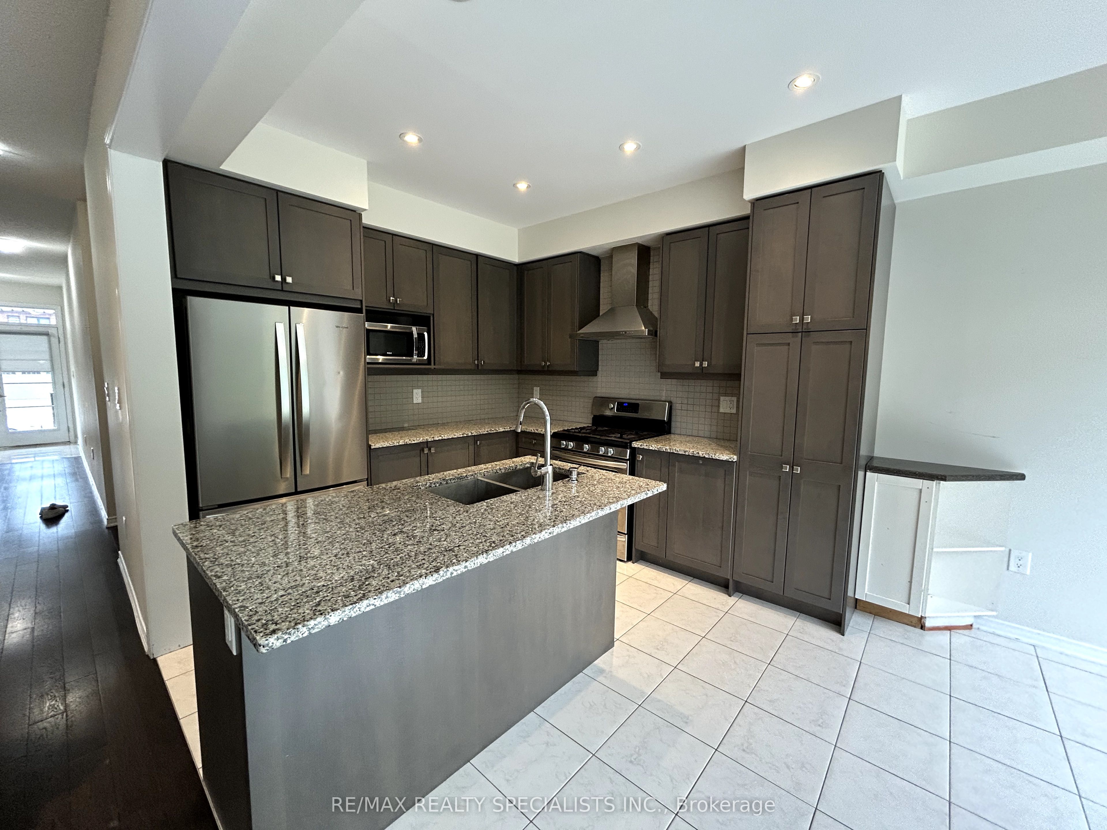 243 Bedrock Drive Property Photo 8