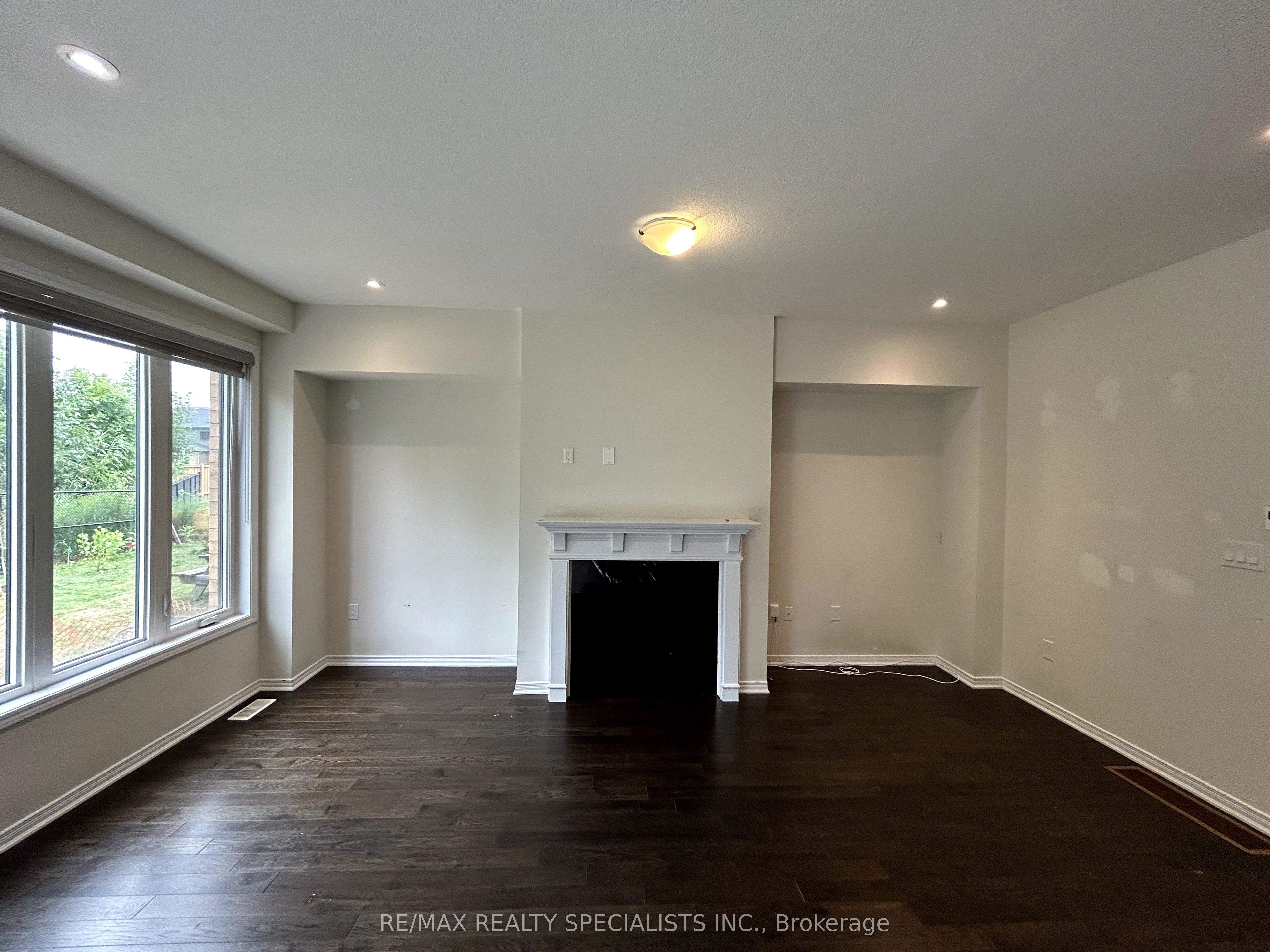 243 Bedrock Drive Property Photo 12