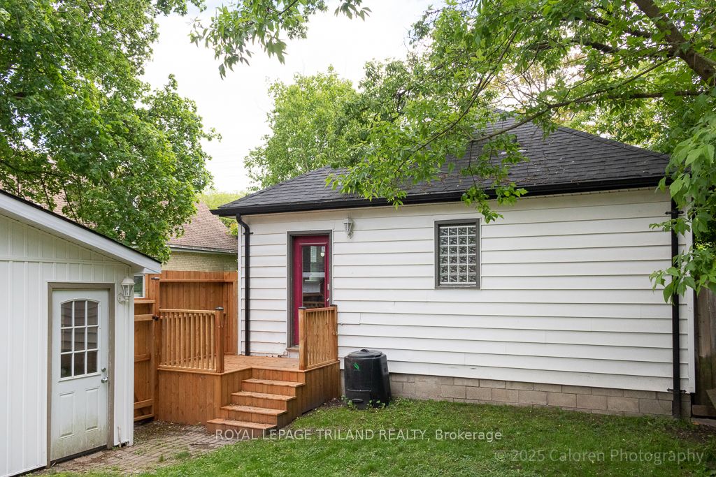 253 Riverside Drive Property Photo 6
