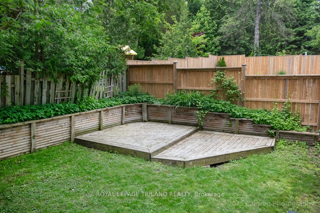 253 Riverside Drive Property Photo 7