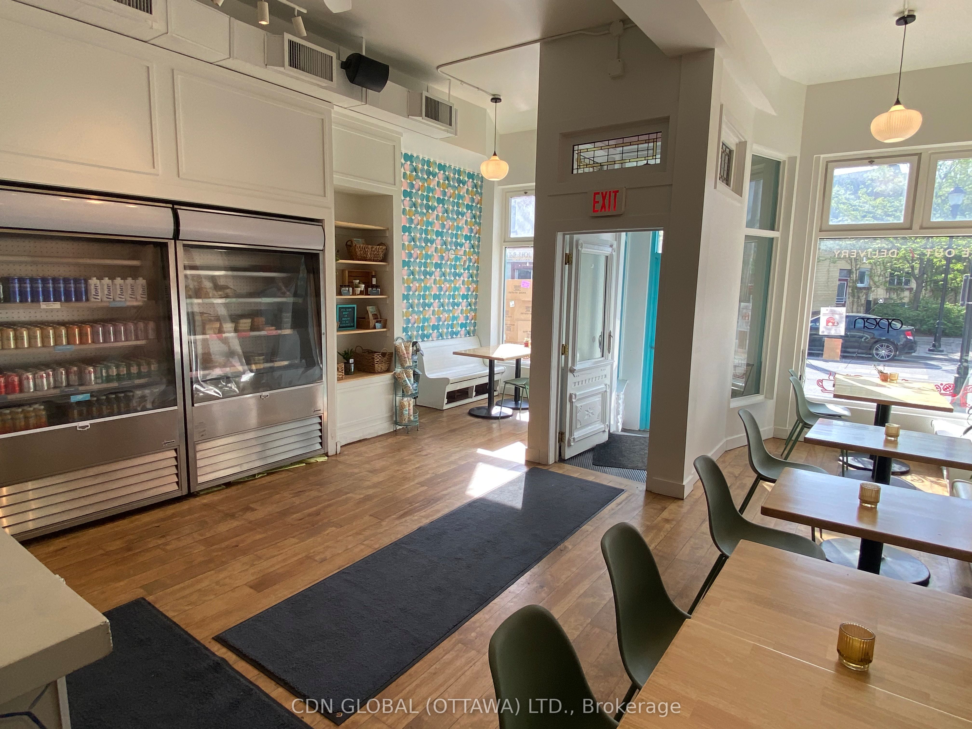 1087 Wellington Street W 3 Property Photo 4
