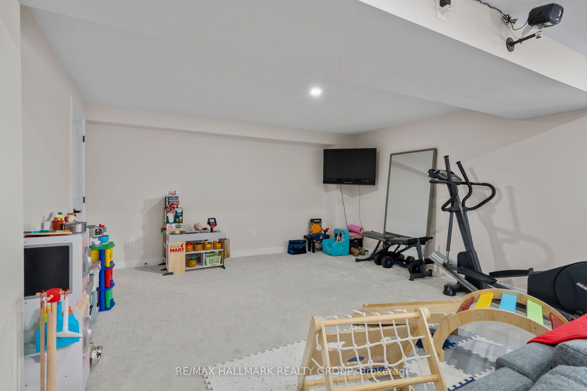 1015 Keeper Heights Property Photo 43