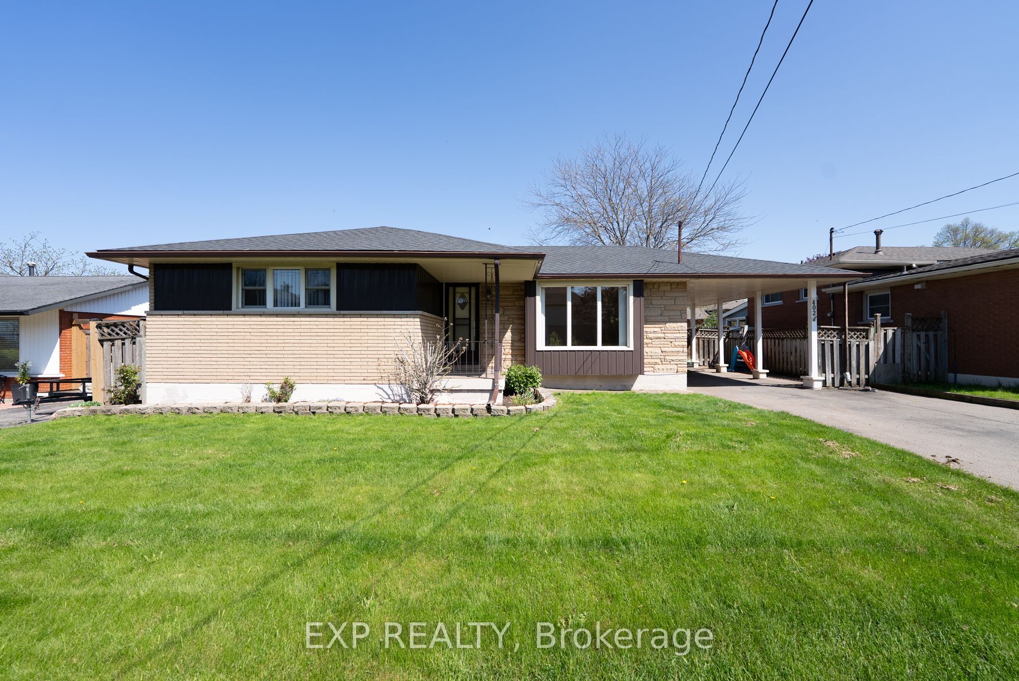 402 Kerman Ave Property Photo 1