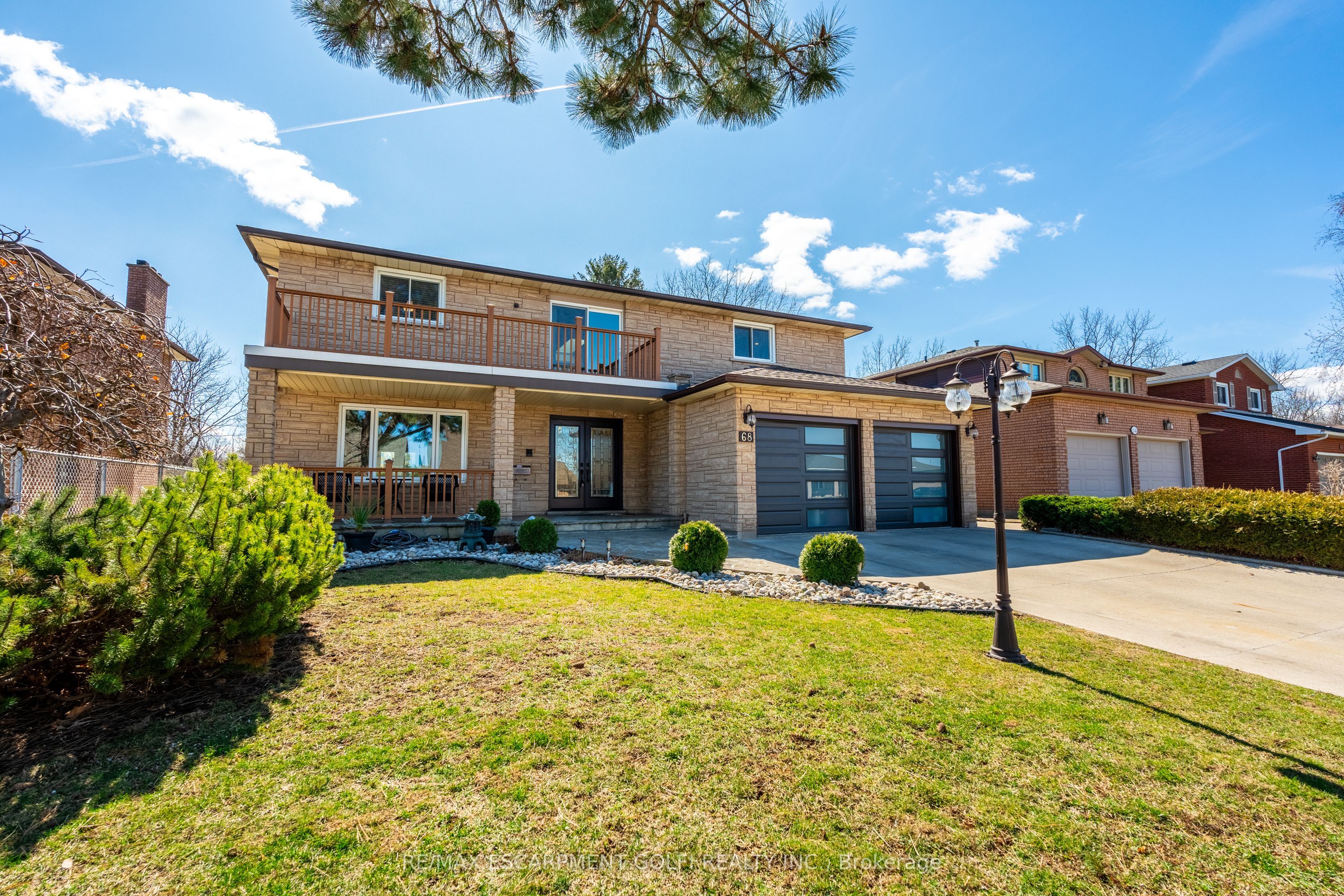 68 Montmorency Dr Property Photo 1