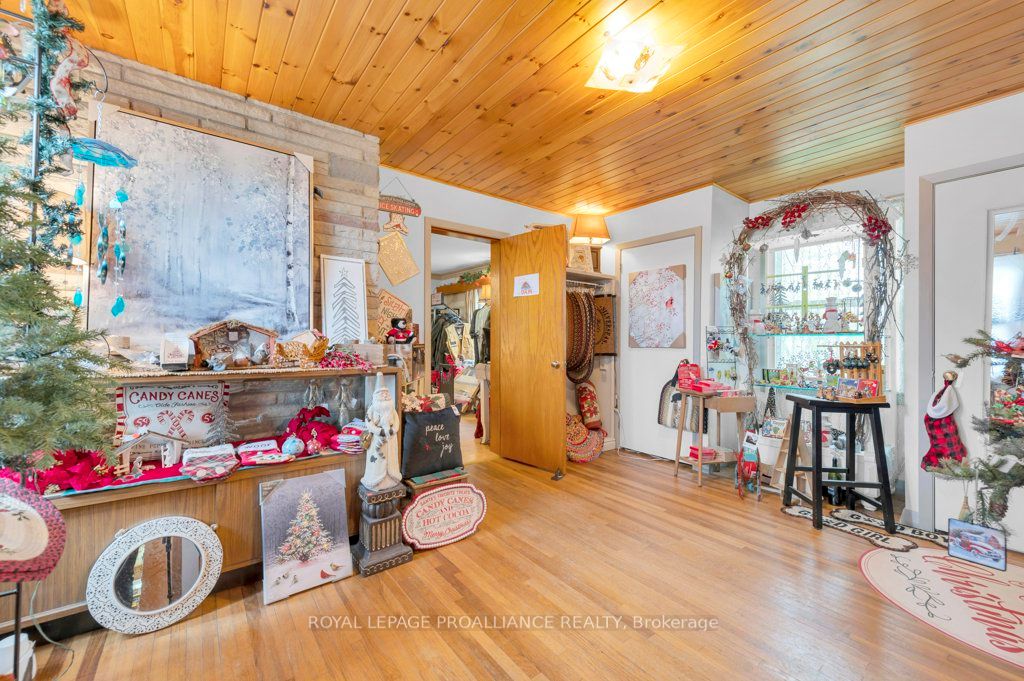 108575 Highway 7 Highway Property Photo 10