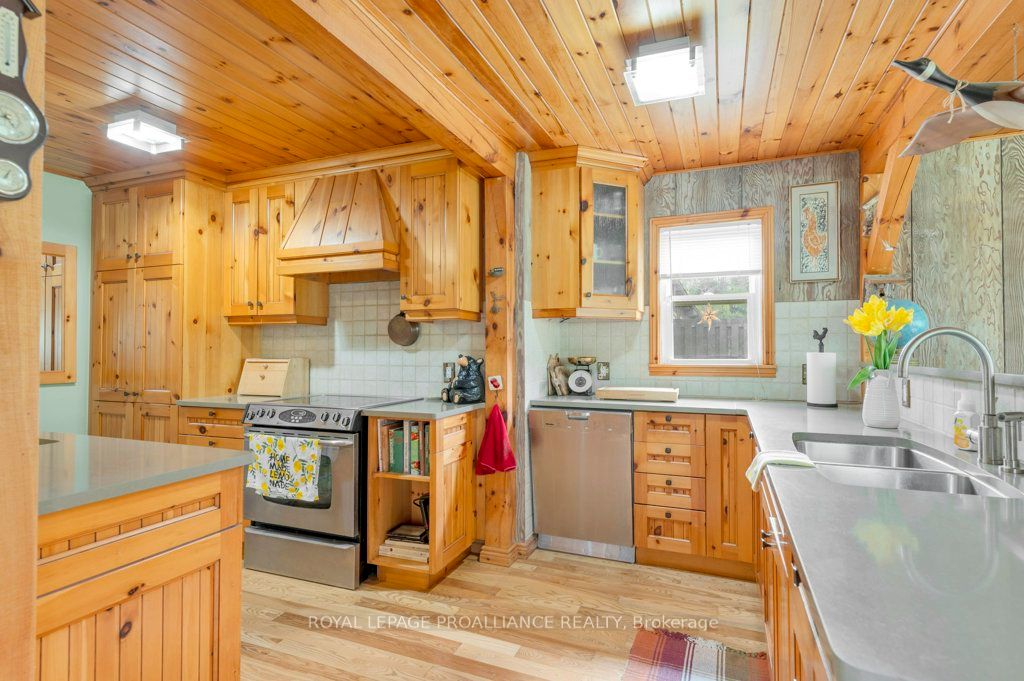 108575 Highway 7 Highway Property Photo 22